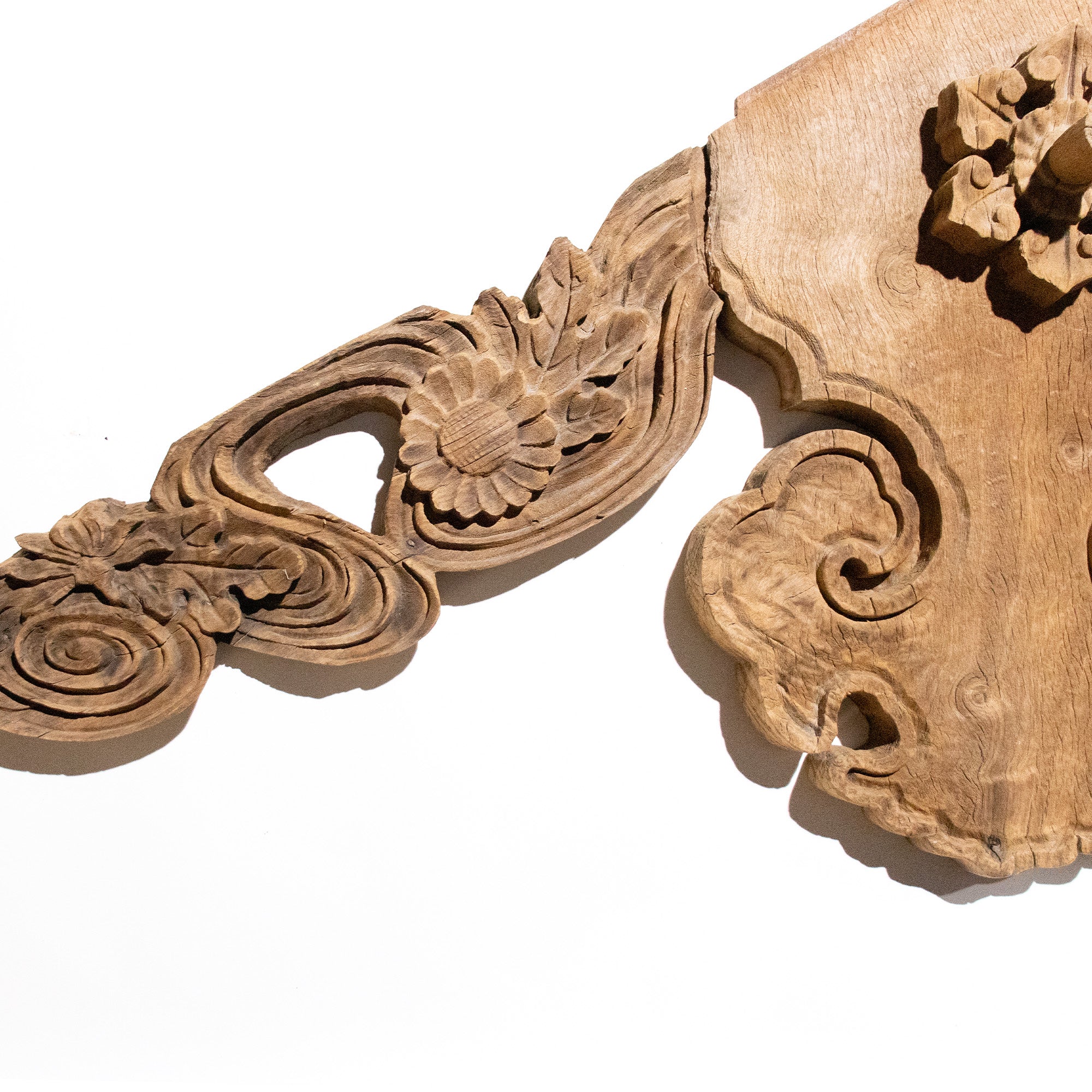 Gegyo Temple Eve Carvings | Edo Period