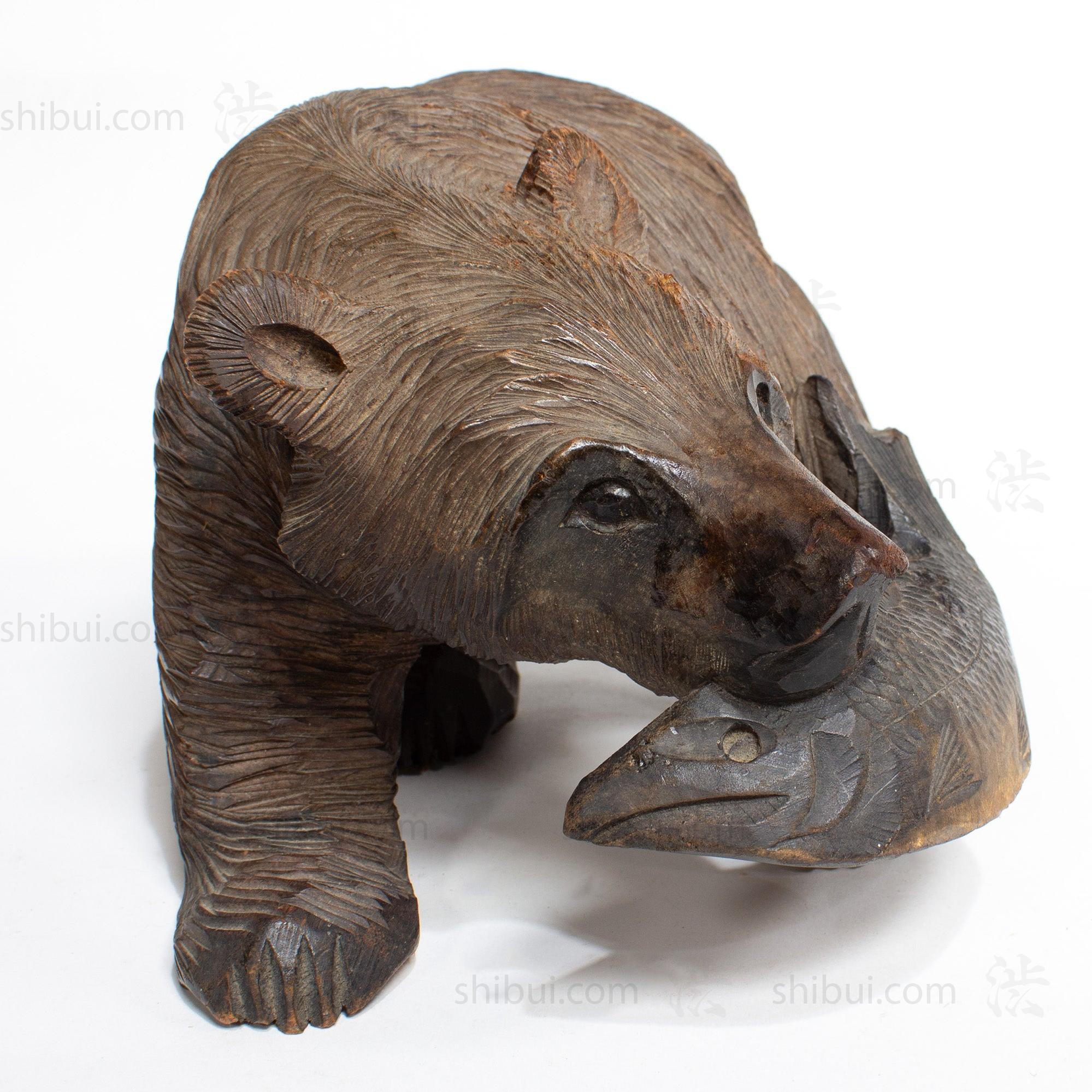 Kibori Kuma | Hand Carved Wood Bear | Japanese Hand Carved Bear with Salmon