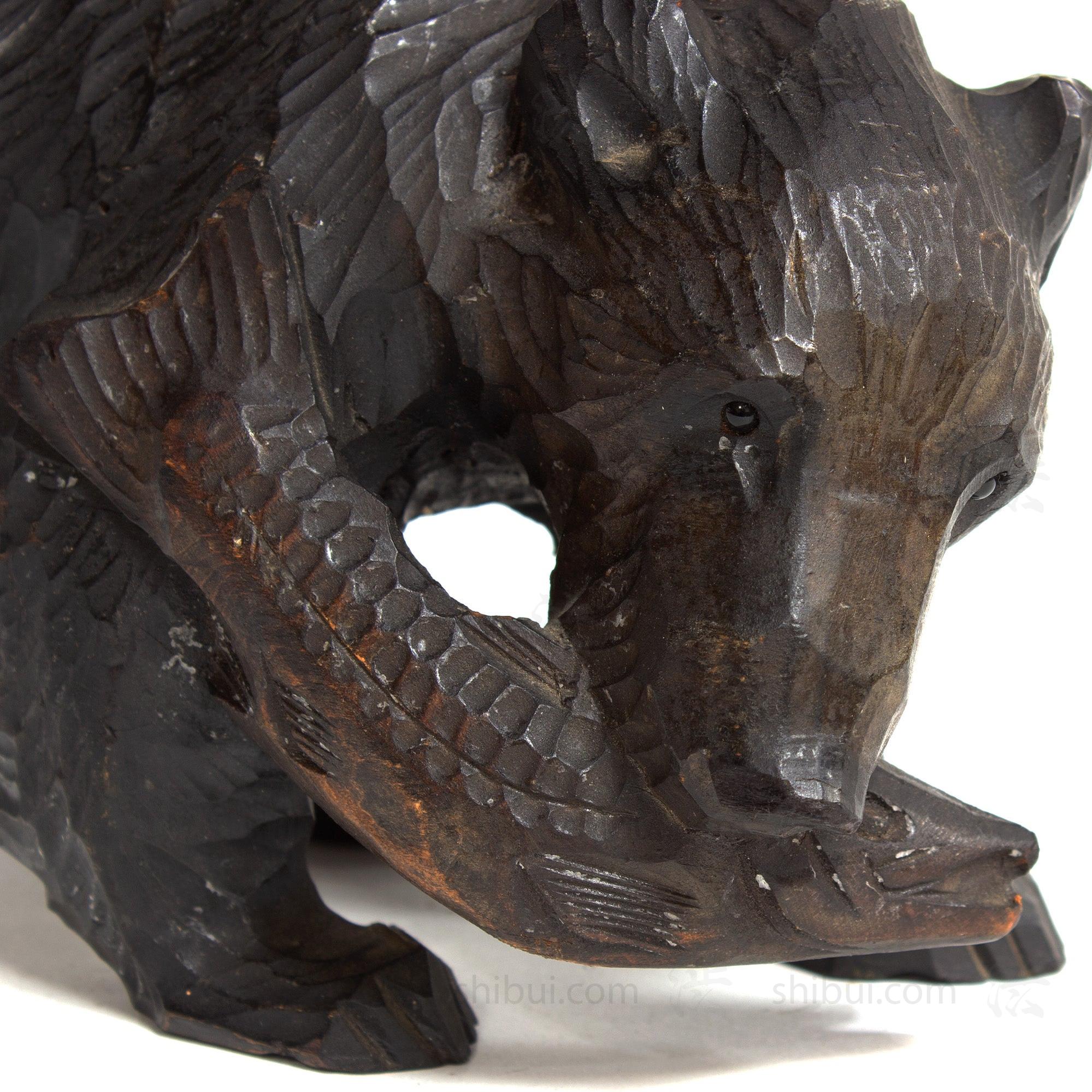 Kibori Kuma | Hand Carved Wood Bear | Japanese Hand Carved Bear with Salmon