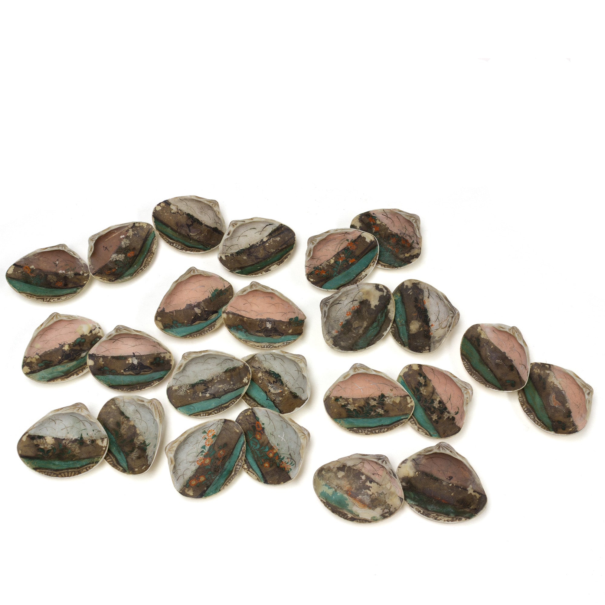 48 Piece Shell Game Set