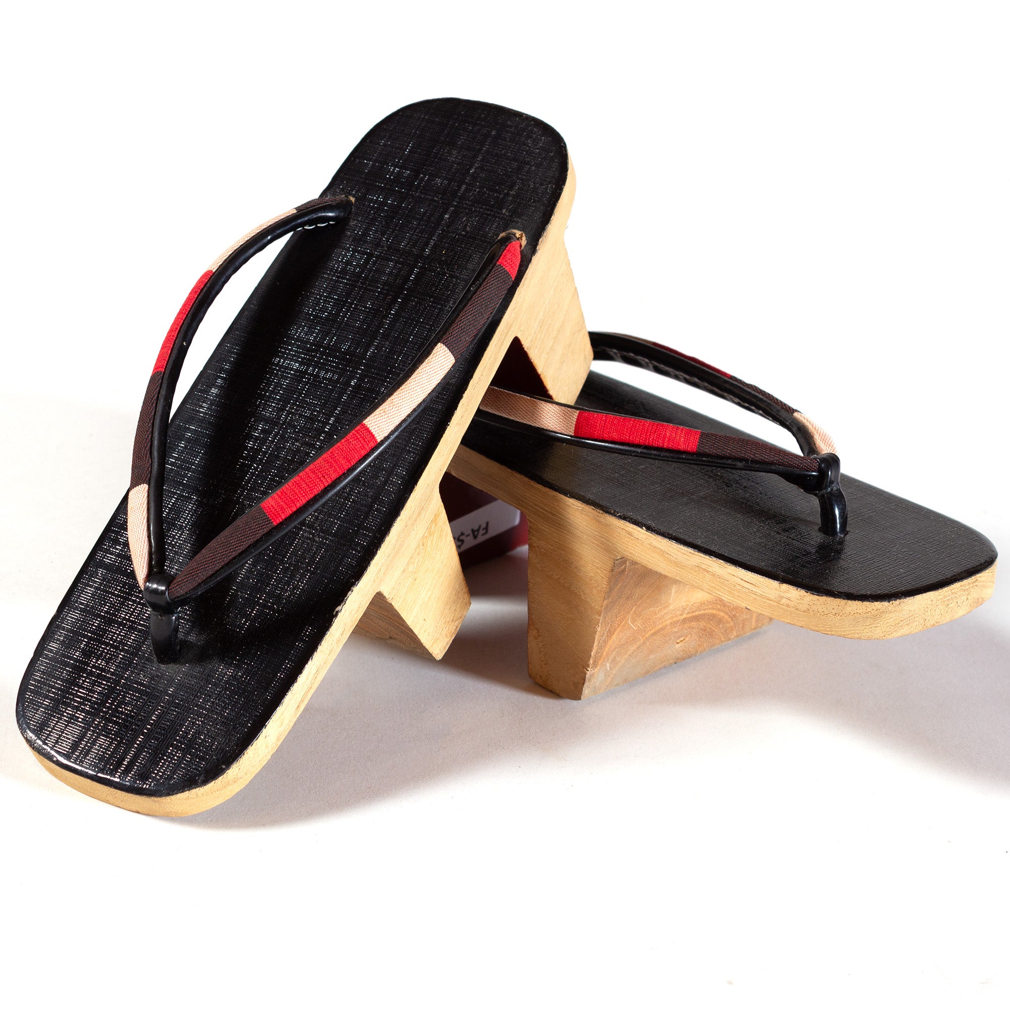 Womans Geta With Lacquerd tops
