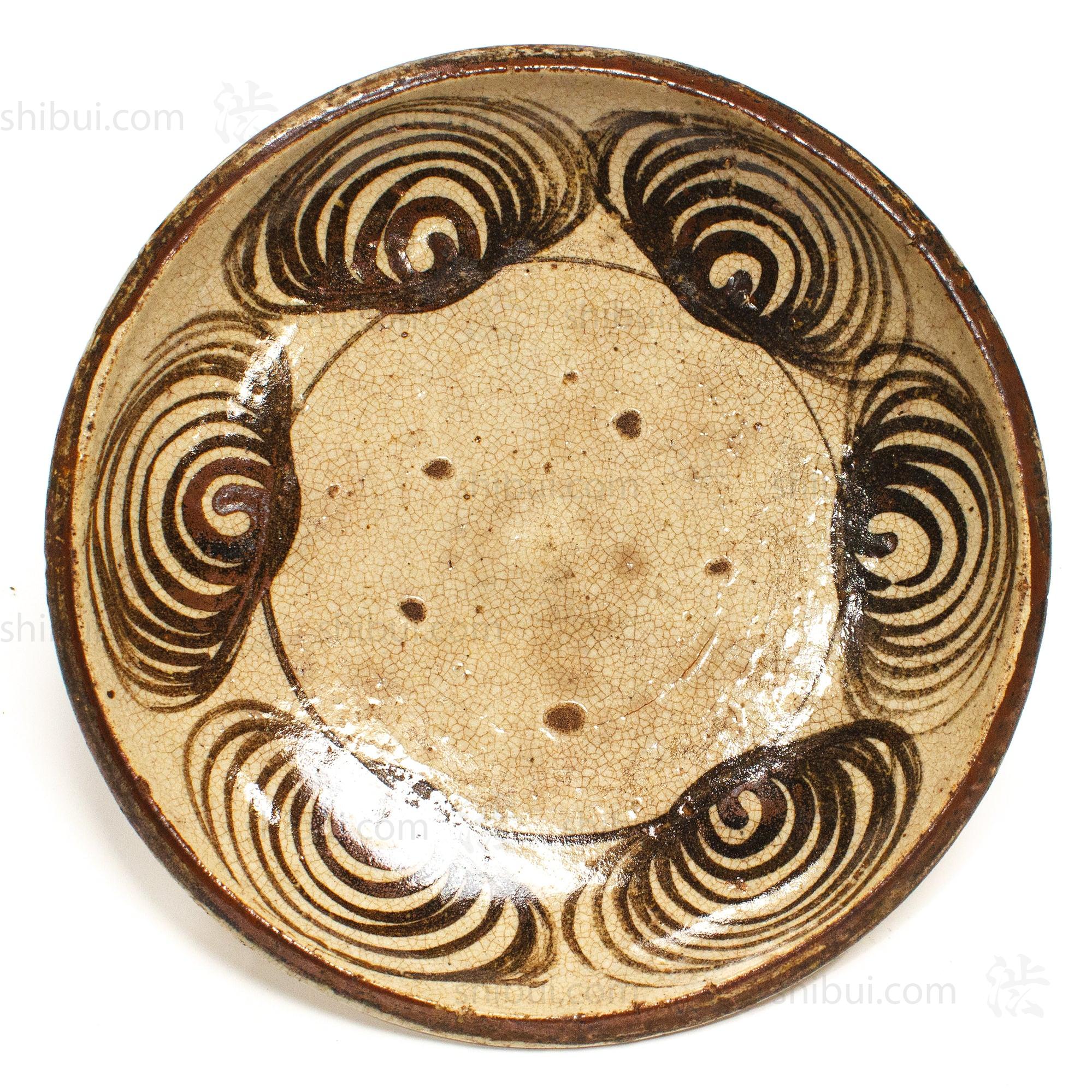 Japanese Horse Eye Motif Plate