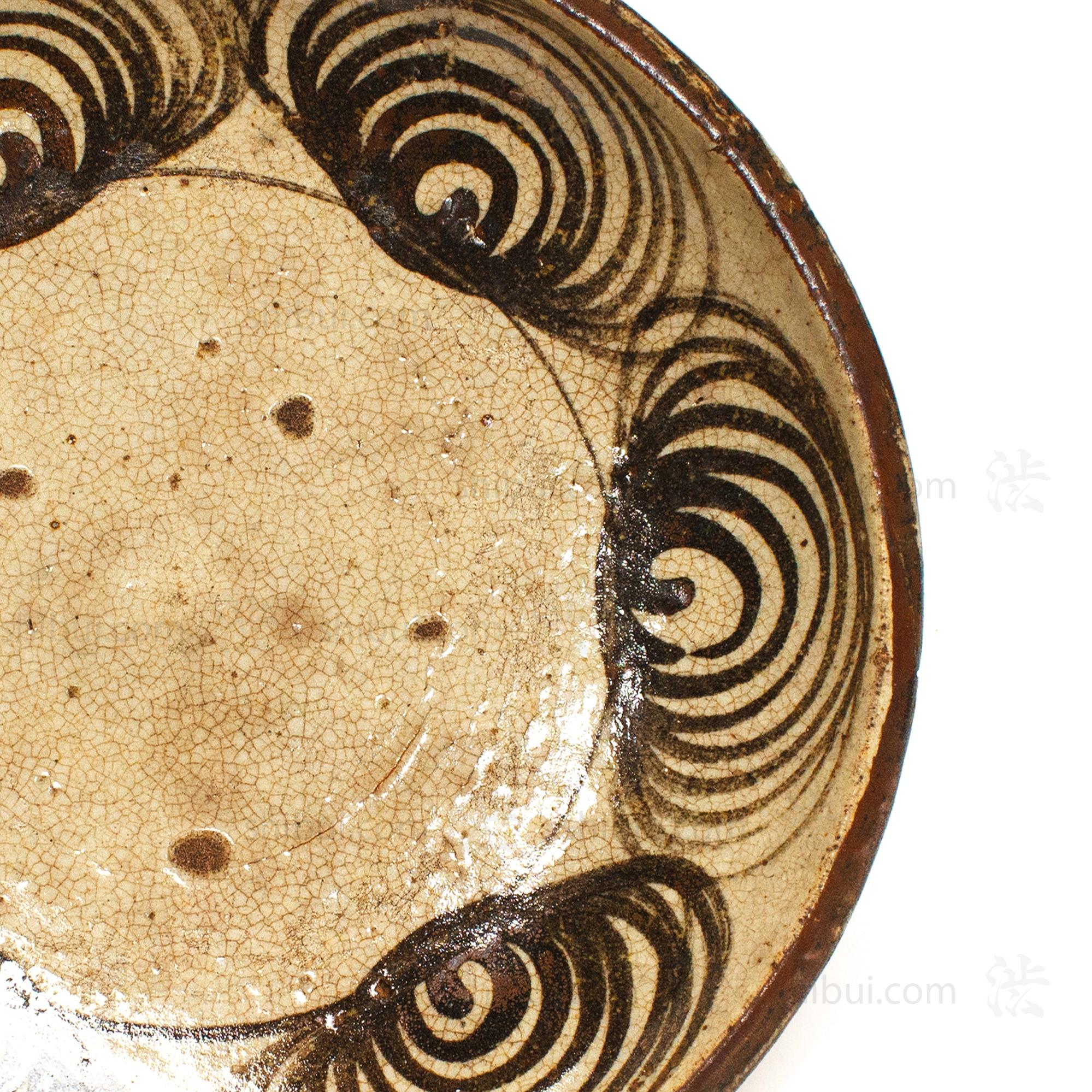 Japanese Horse Eye Motif Plate