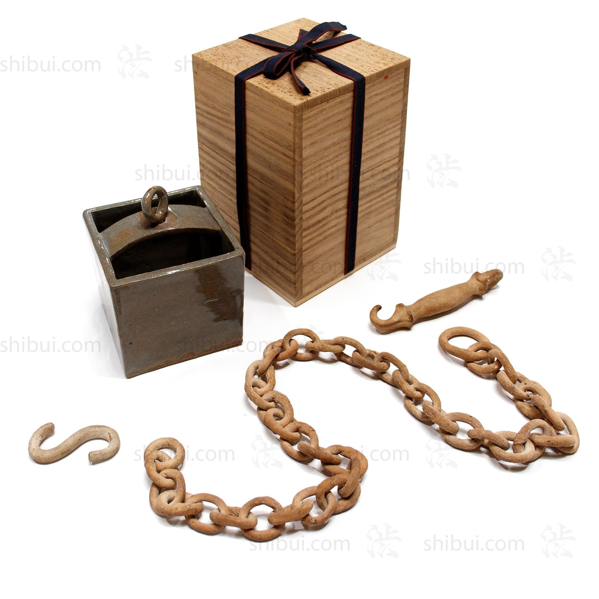 Ceramic Flower Vase with Well Bucket Motif