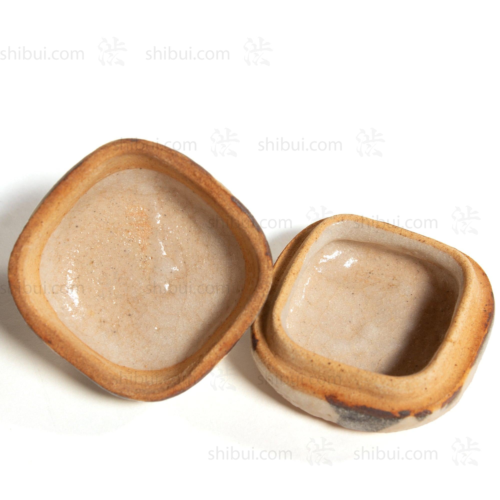 Shino Seto Ceramic Kogo  | Japanese Incense Storage Container