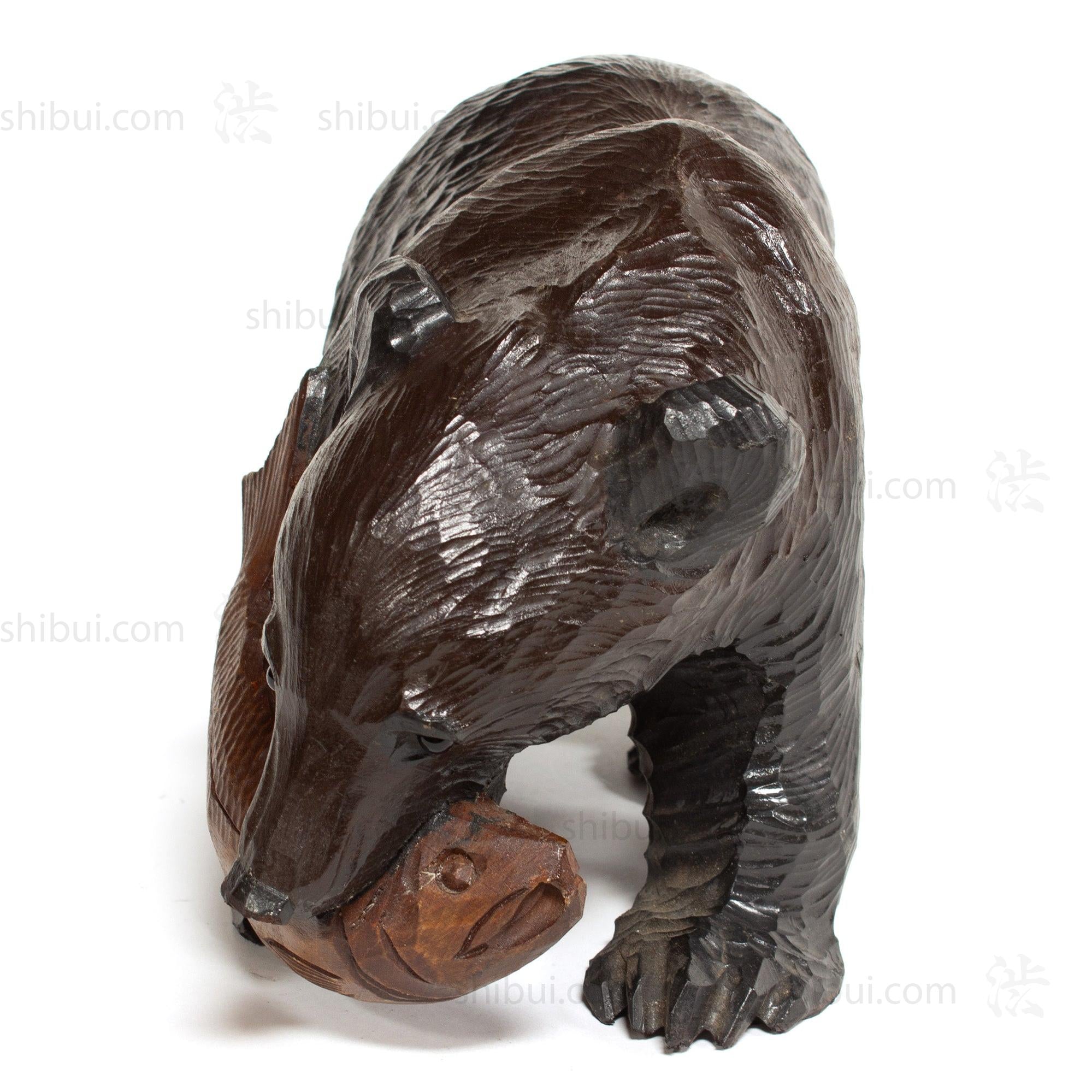 Kibori Kuma | Hand Carved Wood Bear | Japanese Hand Carved Bear with Salmon