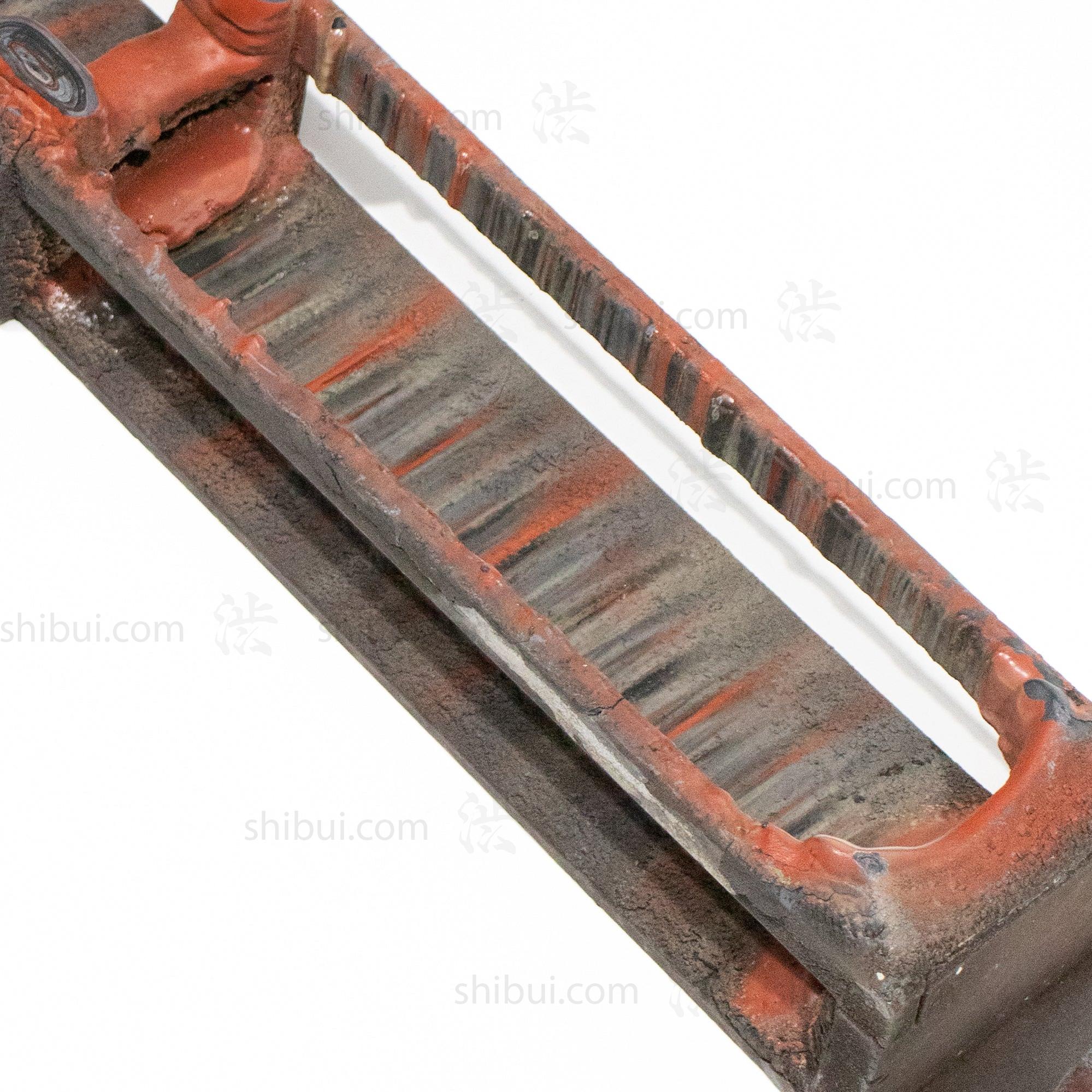 Lacquer Craftsman's Working Shelf