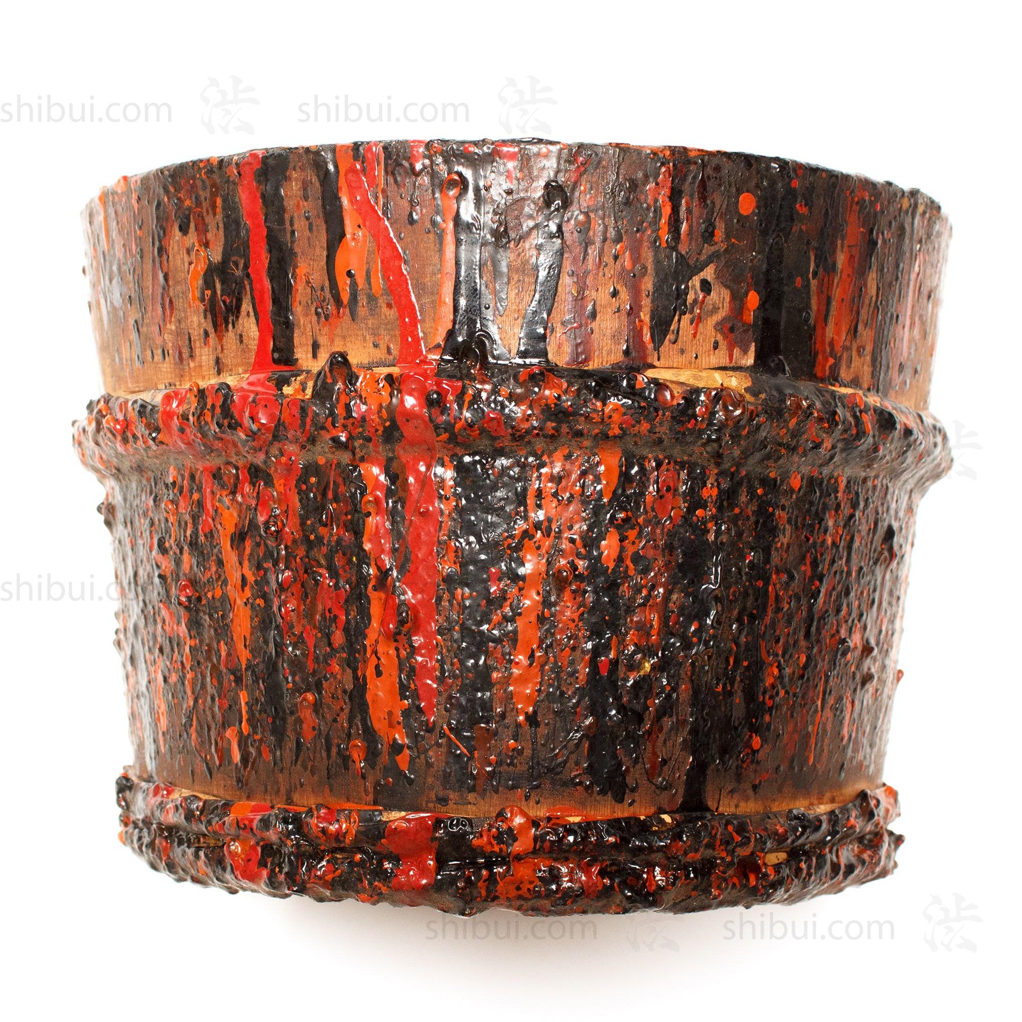 Lacquer Craftsman's Bucket Stand