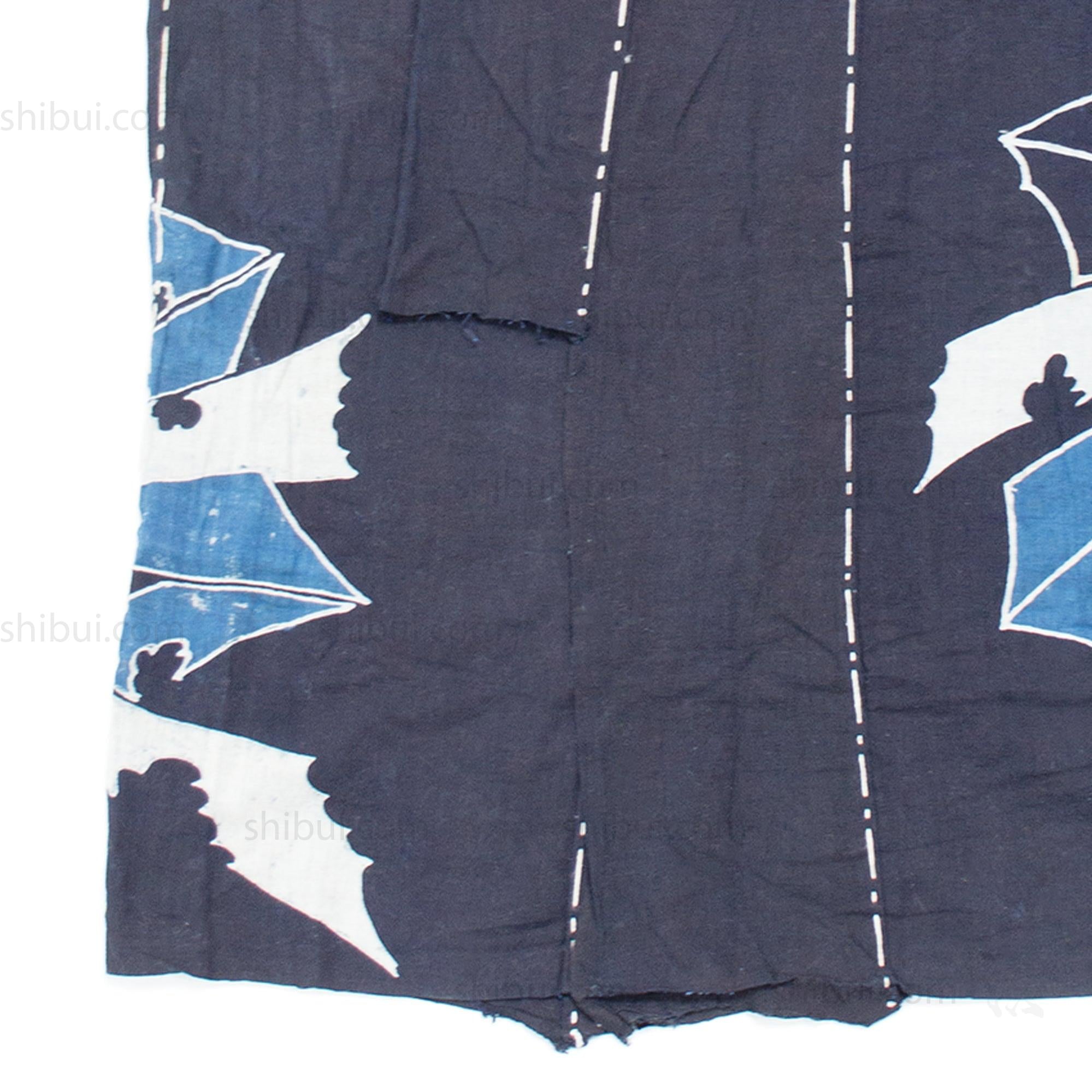 Japanese Indigo Tsutsugaki Yogi with Crest and Noshi Motif