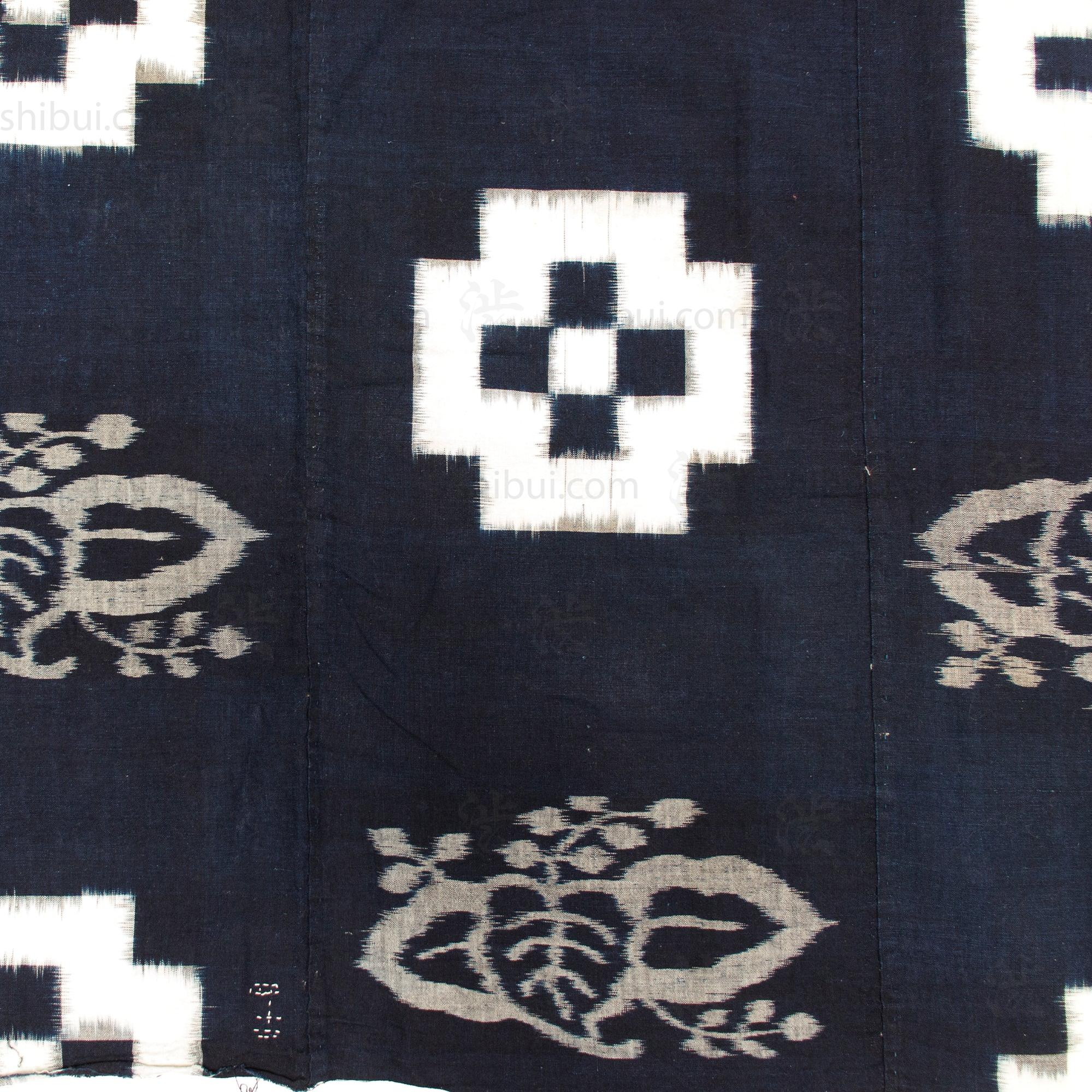 Kiri Leaf Kasuri Sheet | Japanese Indigo Cotton