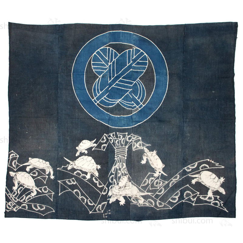 Tsutsugaki Futonji  with Lucky Symbols and Mon