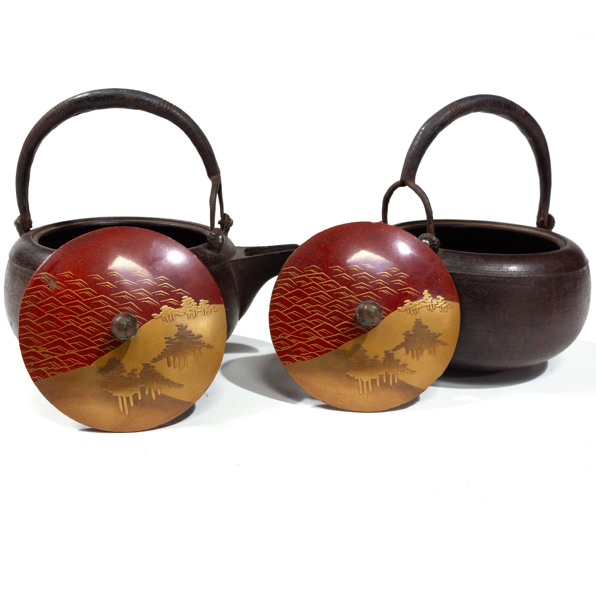 Chōshi | Sake Ewer Pair With Maki-e Lids