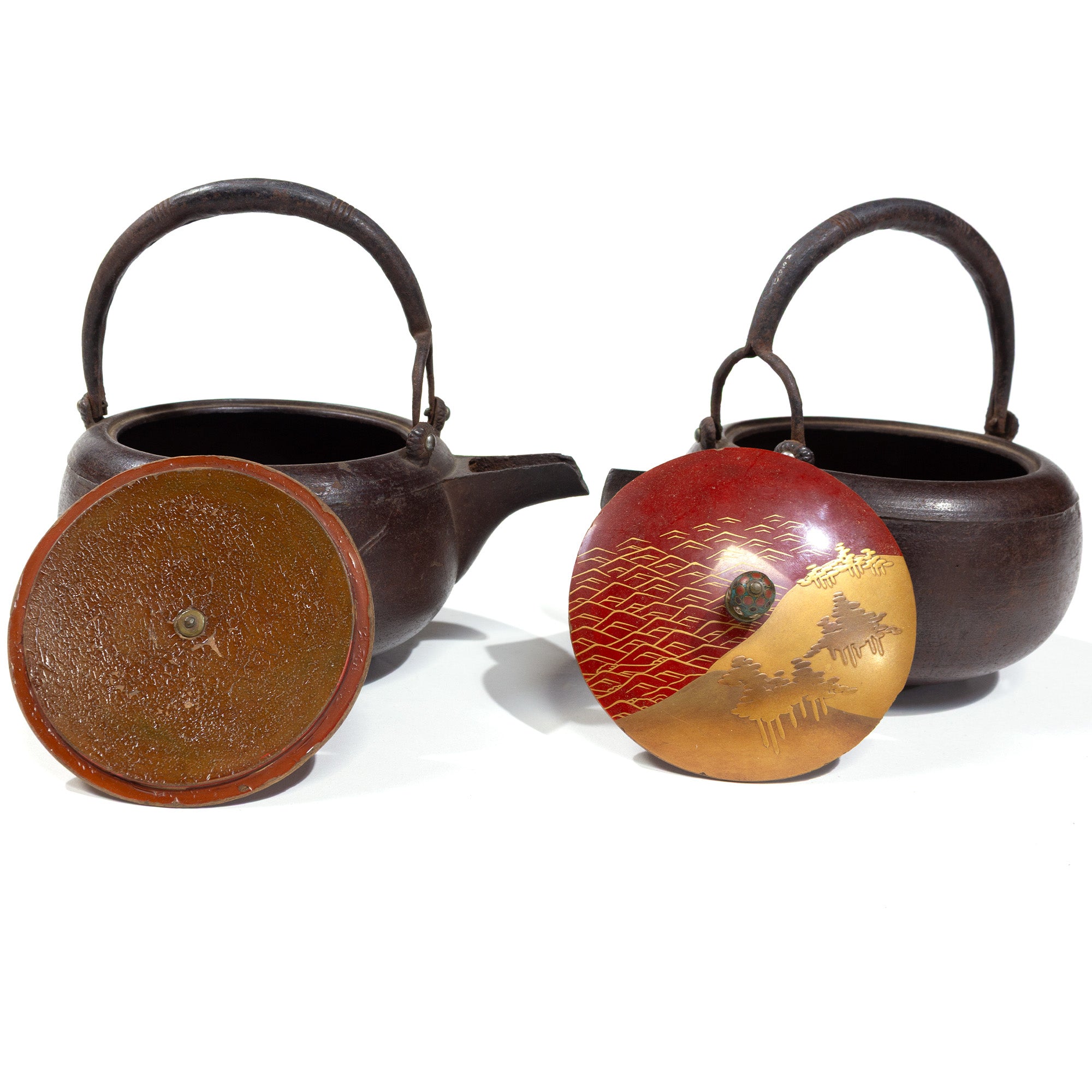 Chōshi | Sake Ewer Pair With Maki-e Lids