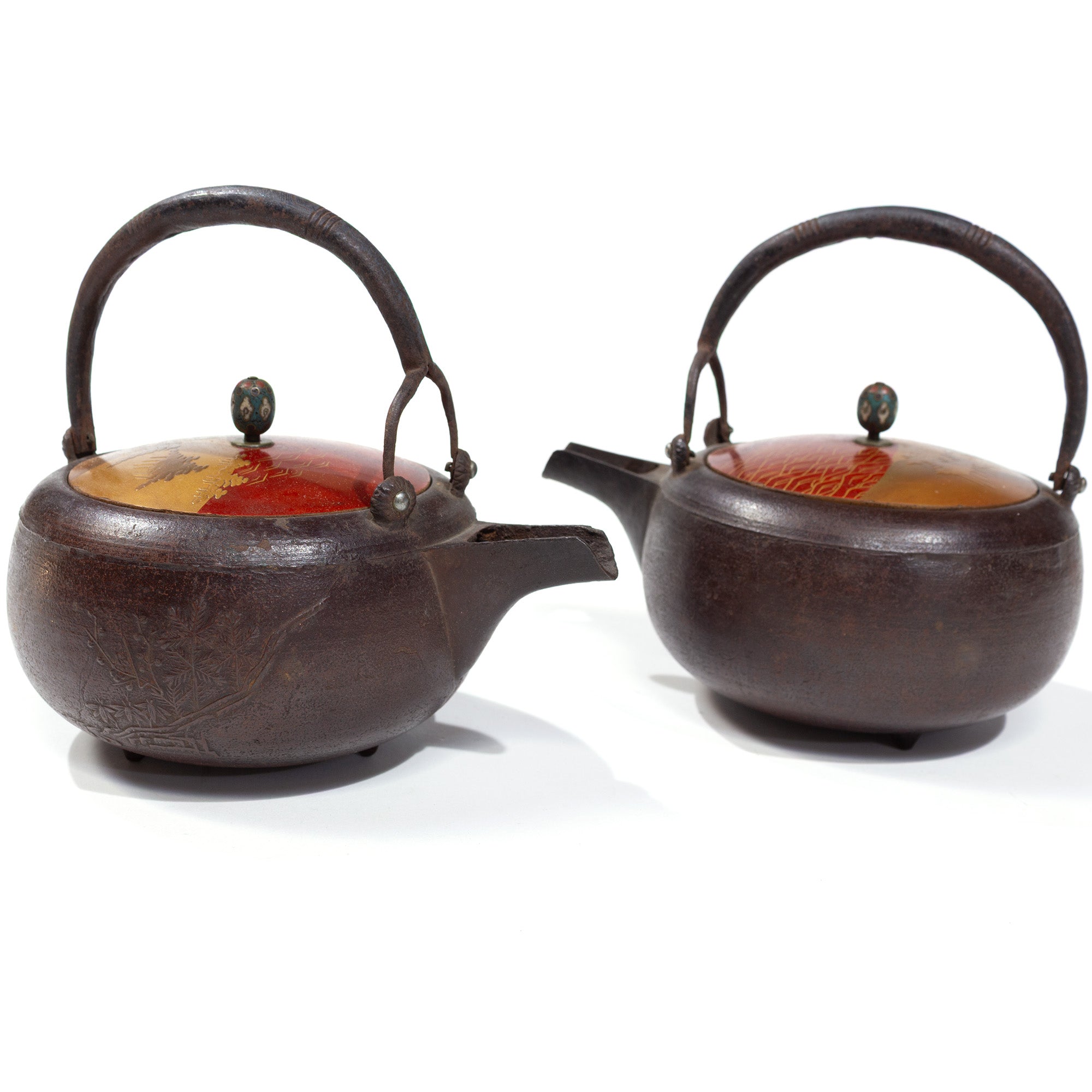 Chōshi | Sake Ewer Pair With Maki-e Lids