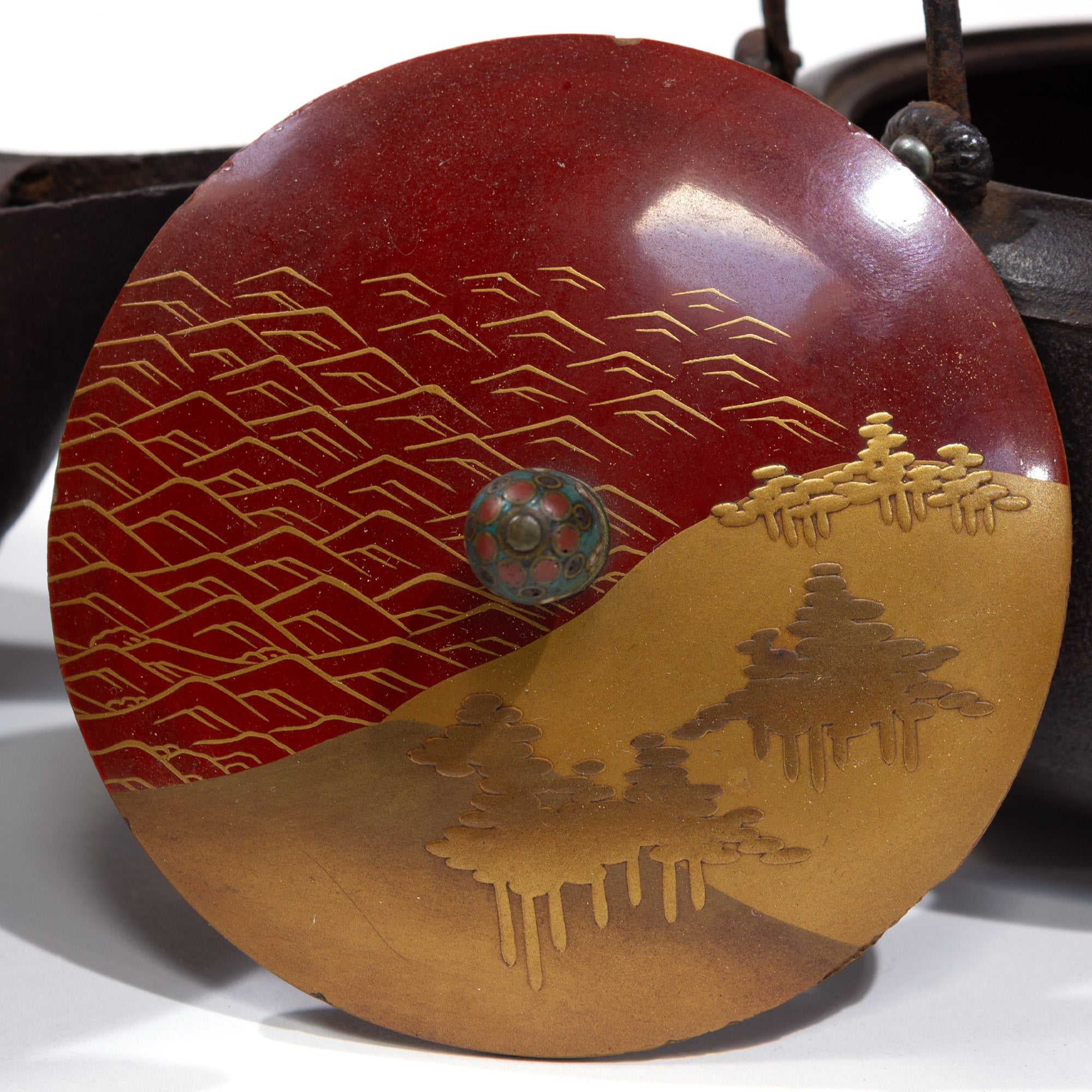 Chōshi | Sake Ewer Pair With Maki-e Lids