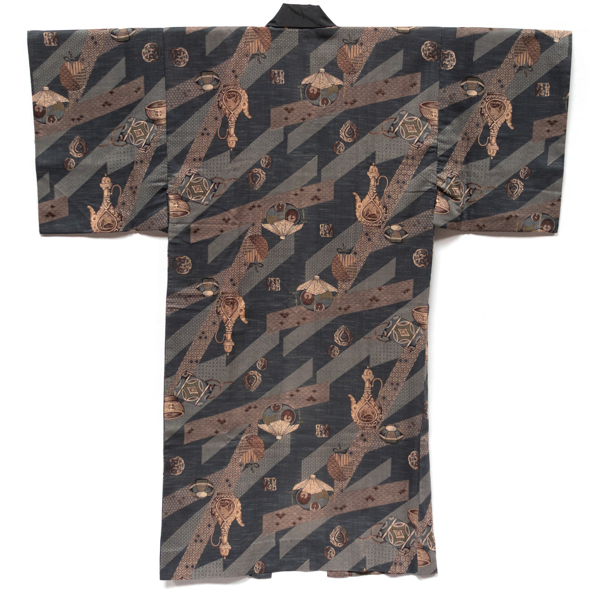 Mens Vintage Silk Nagajuban with Images of the Globe