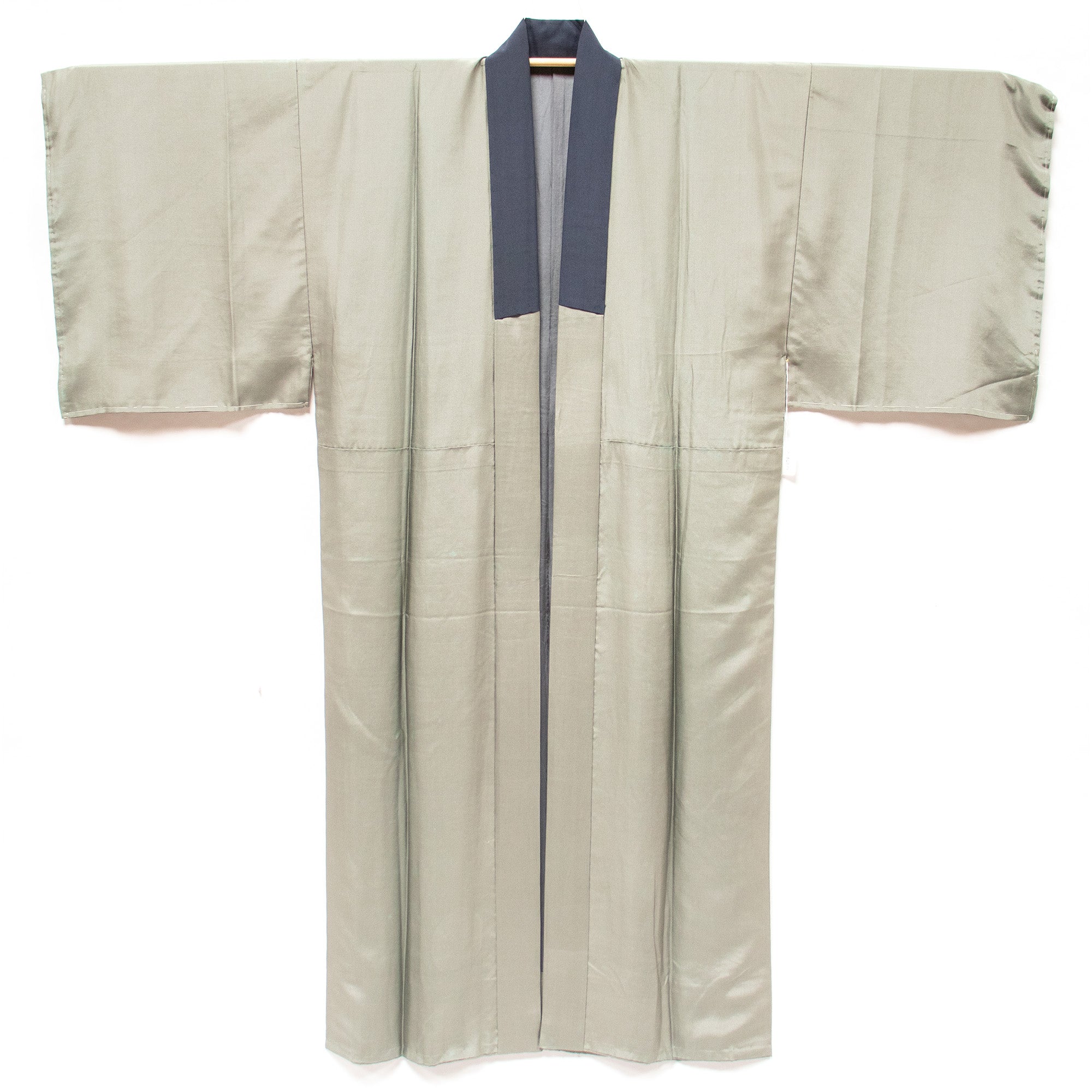 Mens Vintage Silk Nagajuban with Travel Scenes of Japan
