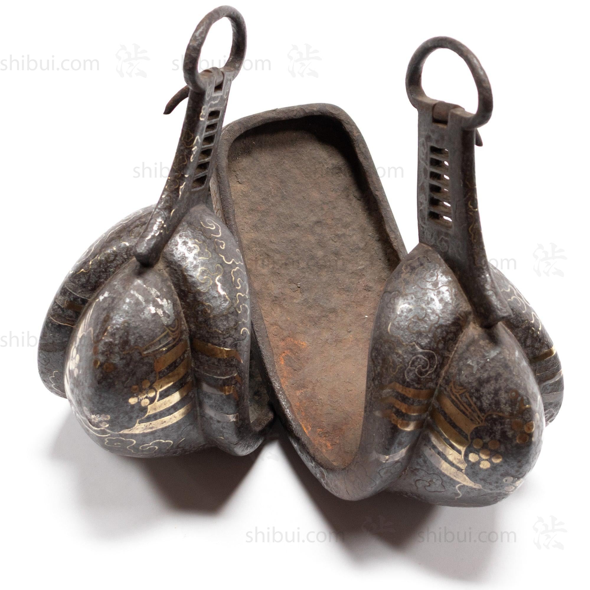 Japanese Antiques Abumi Pair of Stirrups with a Crab Motif