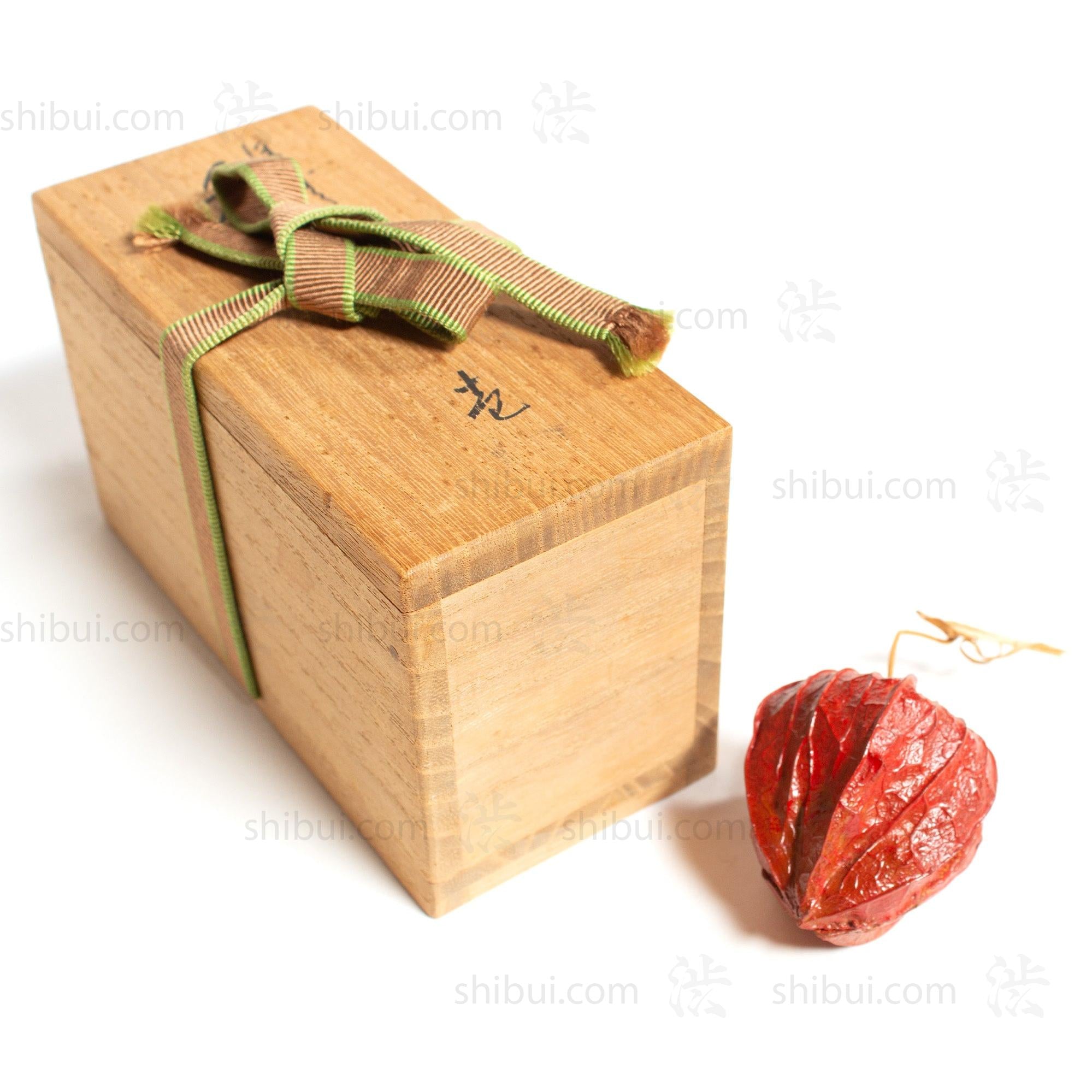 Lacquered Chinese Lantern Kogo | Japanese Incense Storage Container