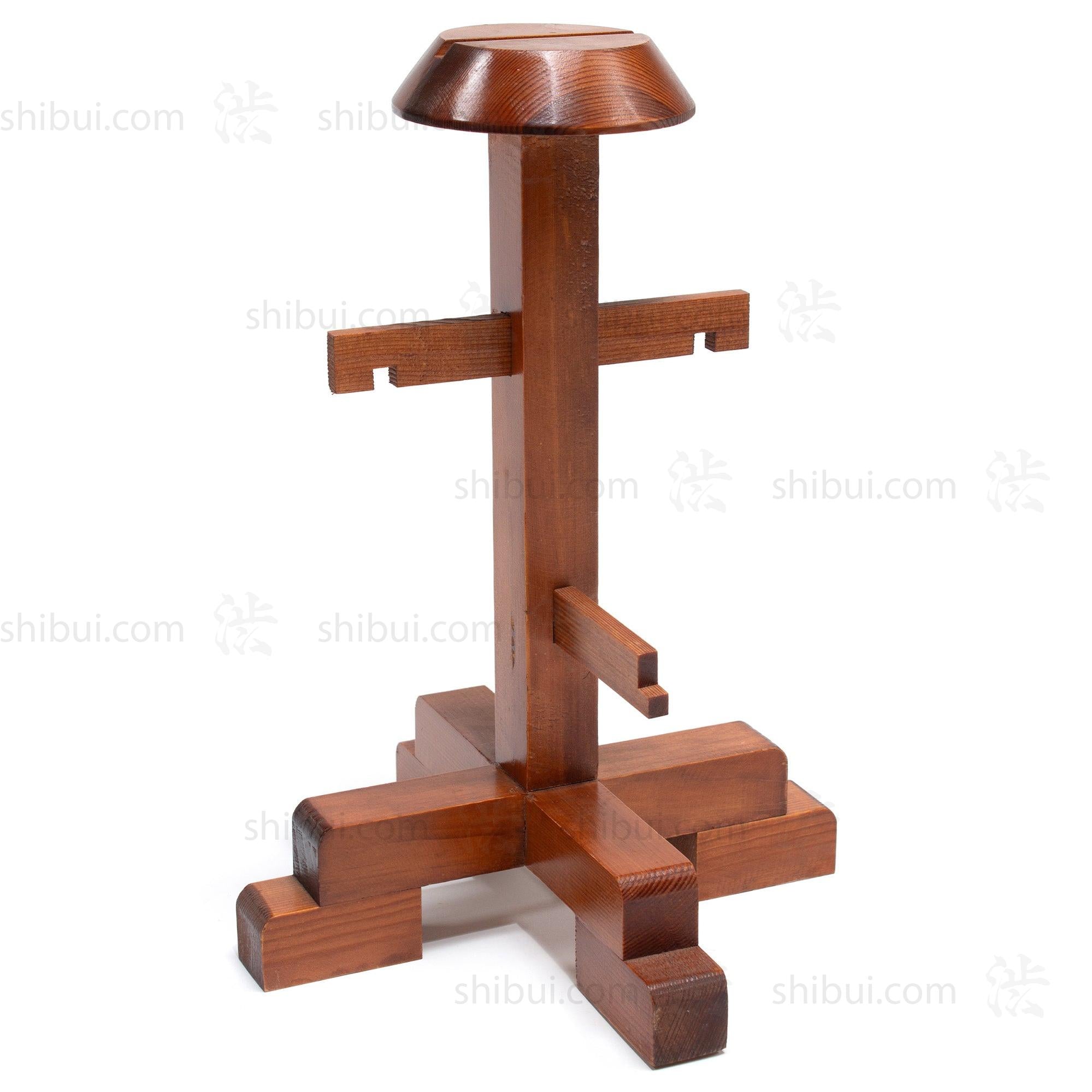 Kabuto Dai | Modern Samurai Helmet Stand