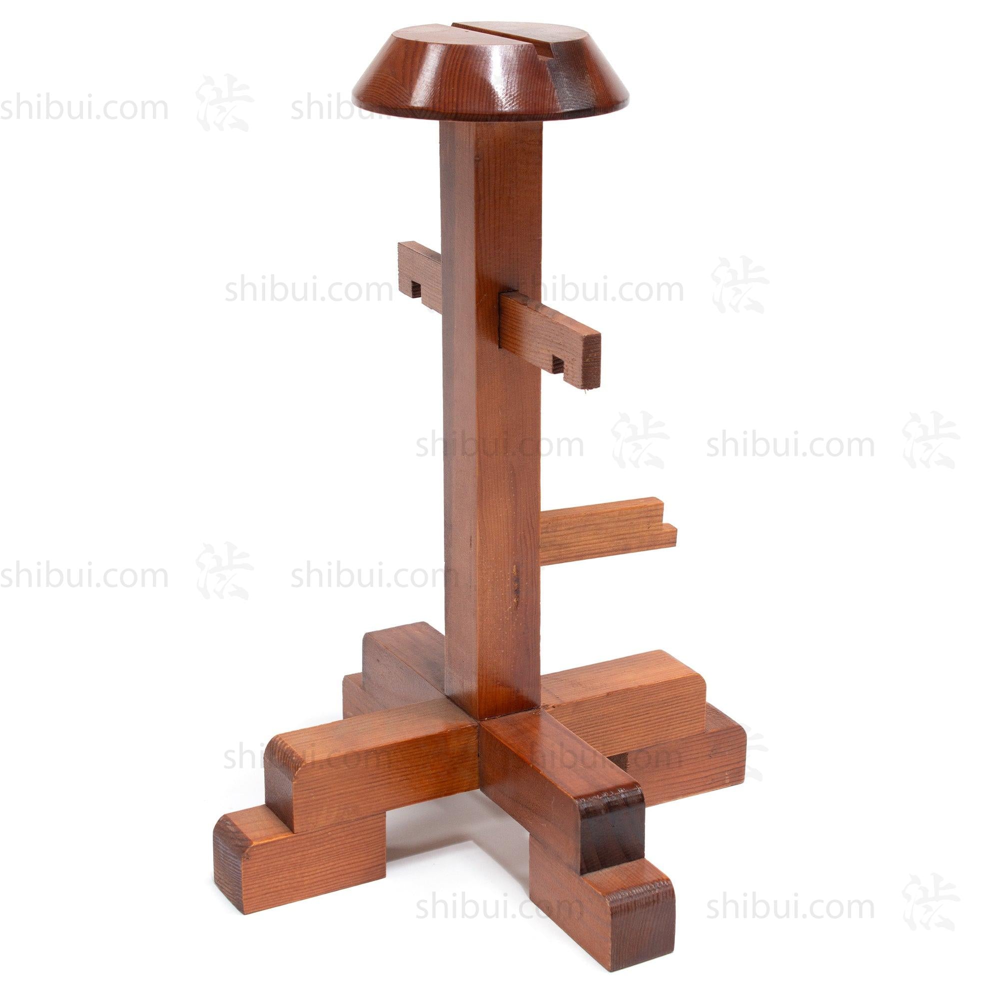 Kabuto Dai | Modern Samurai Helmet Stand