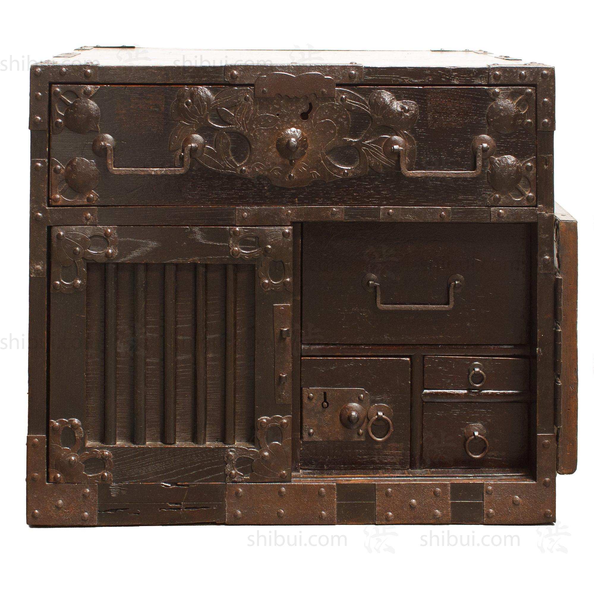 Chobako Funa Dansu - Antique Japanese Captain's Sea Chest from Mikuni