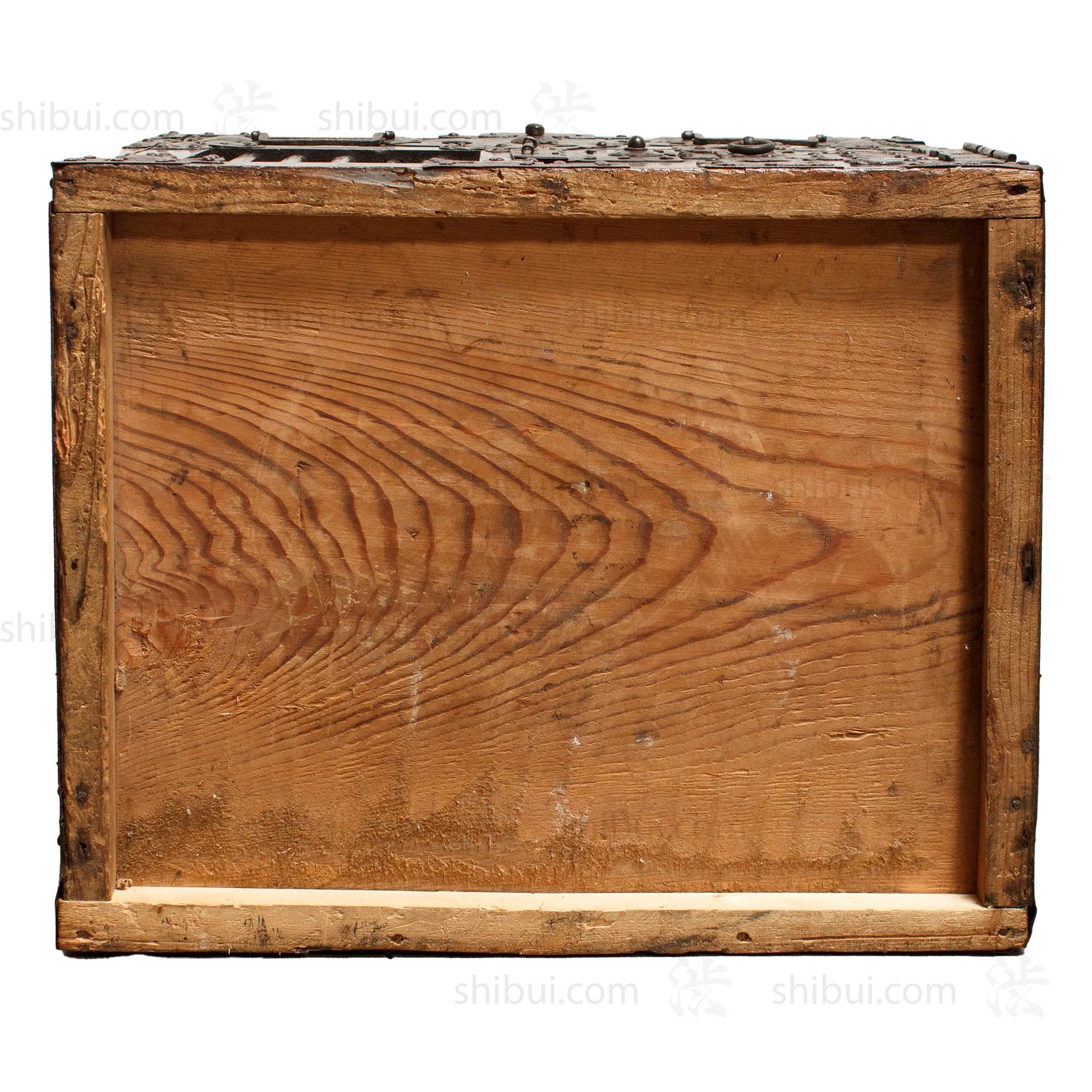 Chobako Funa Dansu - Antique Japanese Captain's Sea Chest from Mikuni