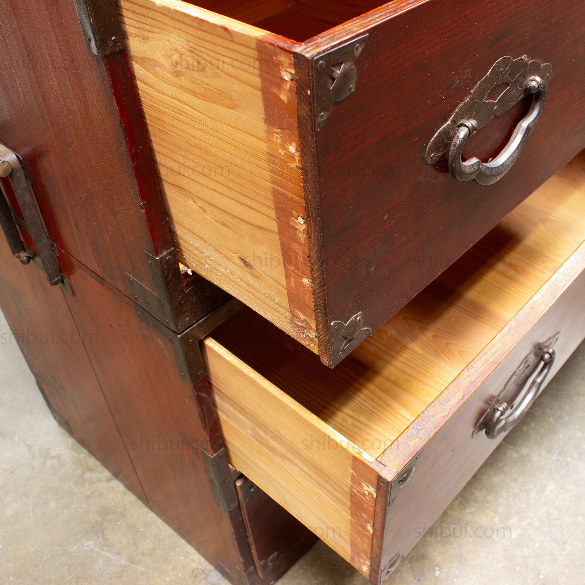Yamagata Isho Dansu | Antique Tansu Clothing Chest