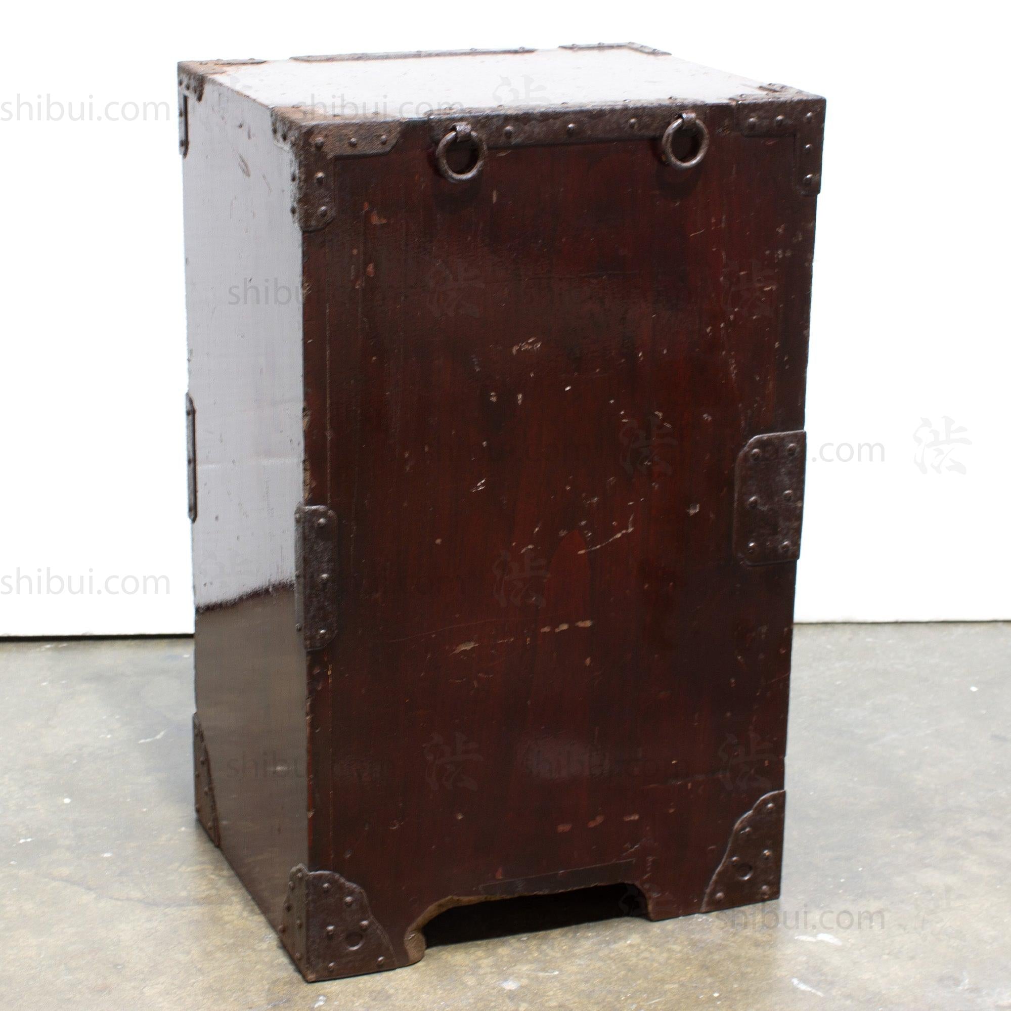 Gyosho Bako Edo Tenpo | Travelling Merchant's Tansu Chest