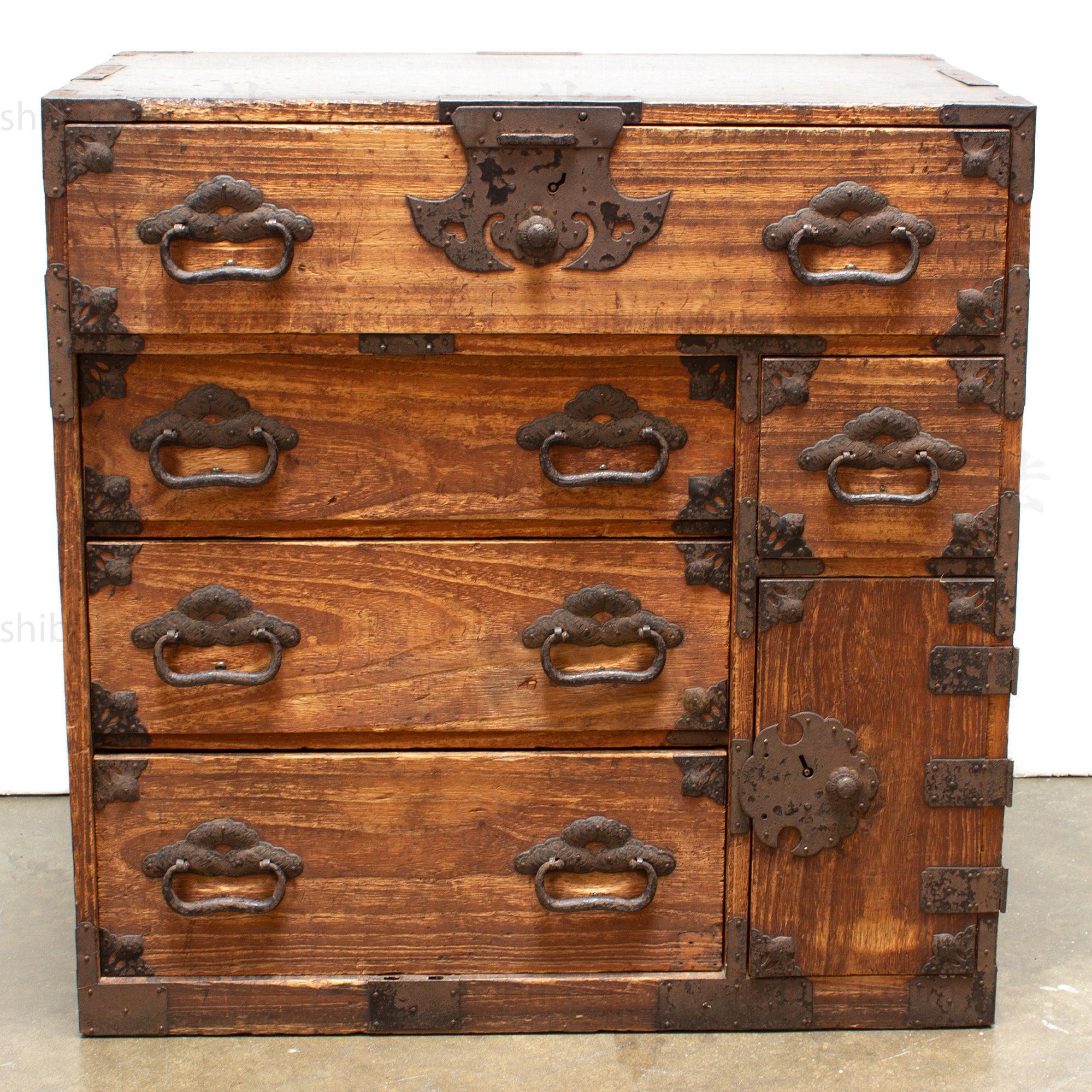 Kiri Ko Dansu | Small Japanese Antique Tansu Personal Chest