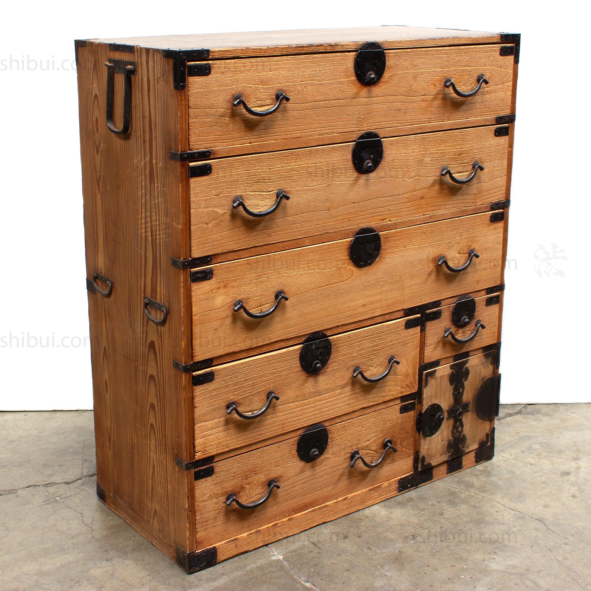 Kansai Isho Dansu | Antique Tansu Clothing Chest