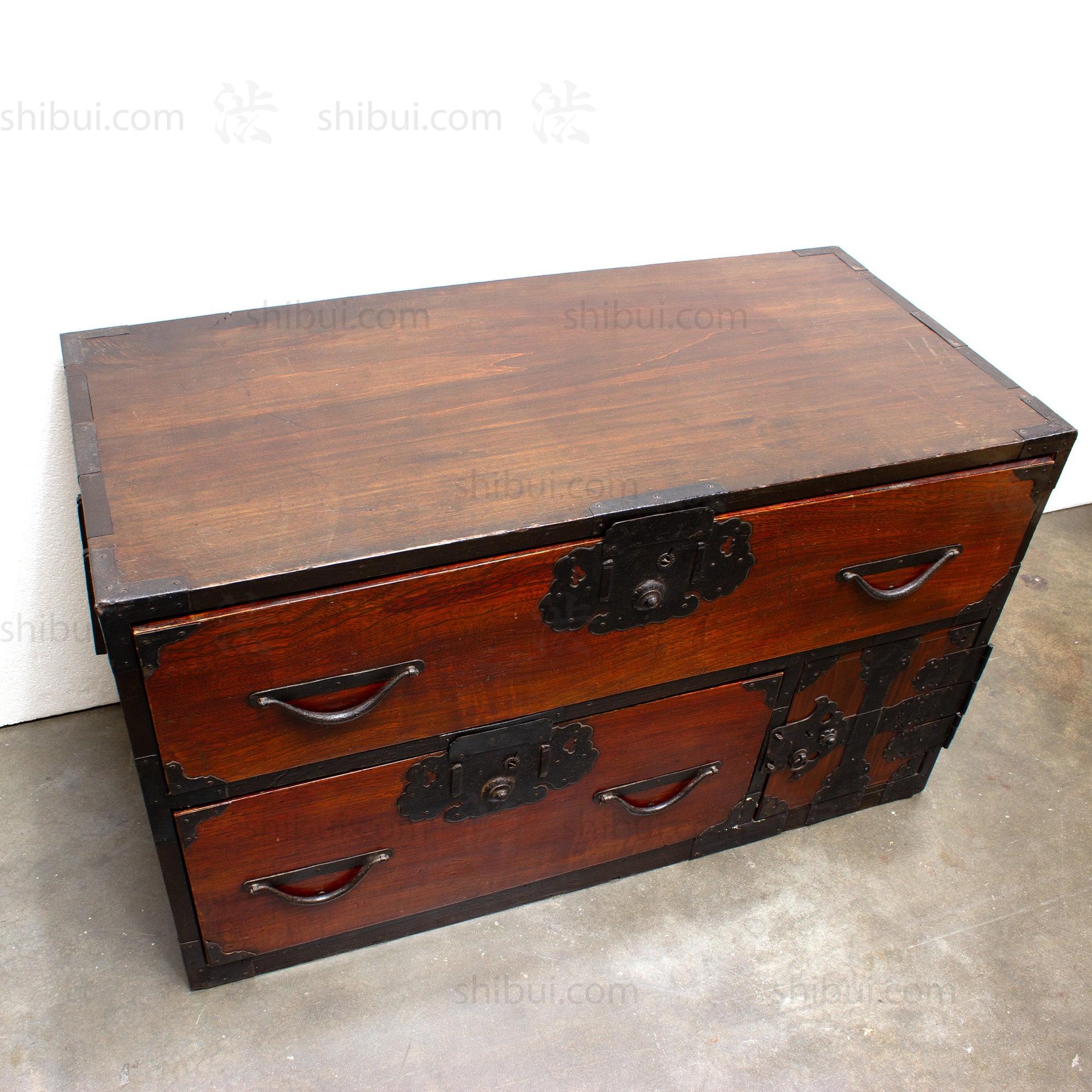 Sado Isho Dansu | Antique Tansu Clothing Chest