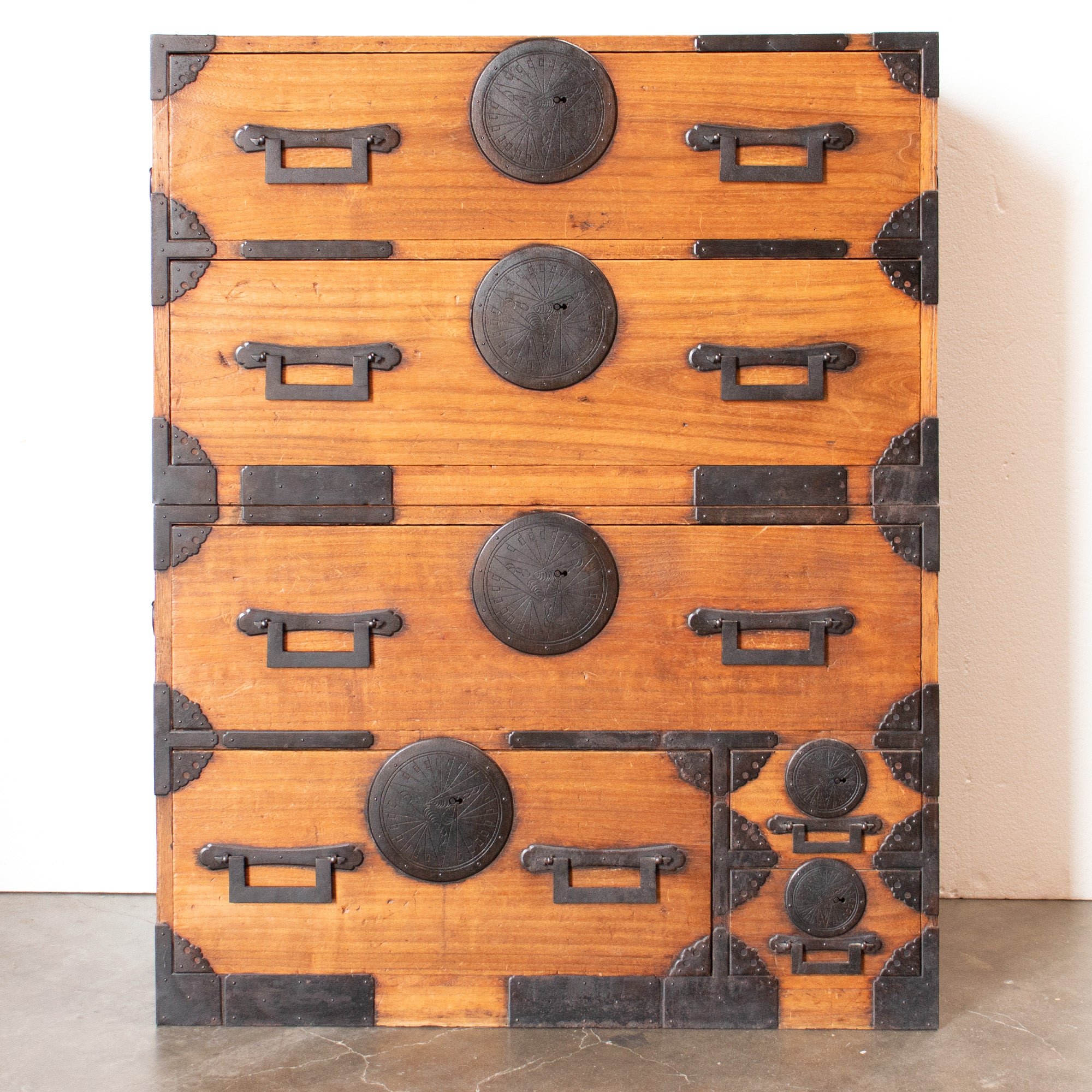 Yamagata Kiri Isho Dansu | Antique Tansu Clothing Chest