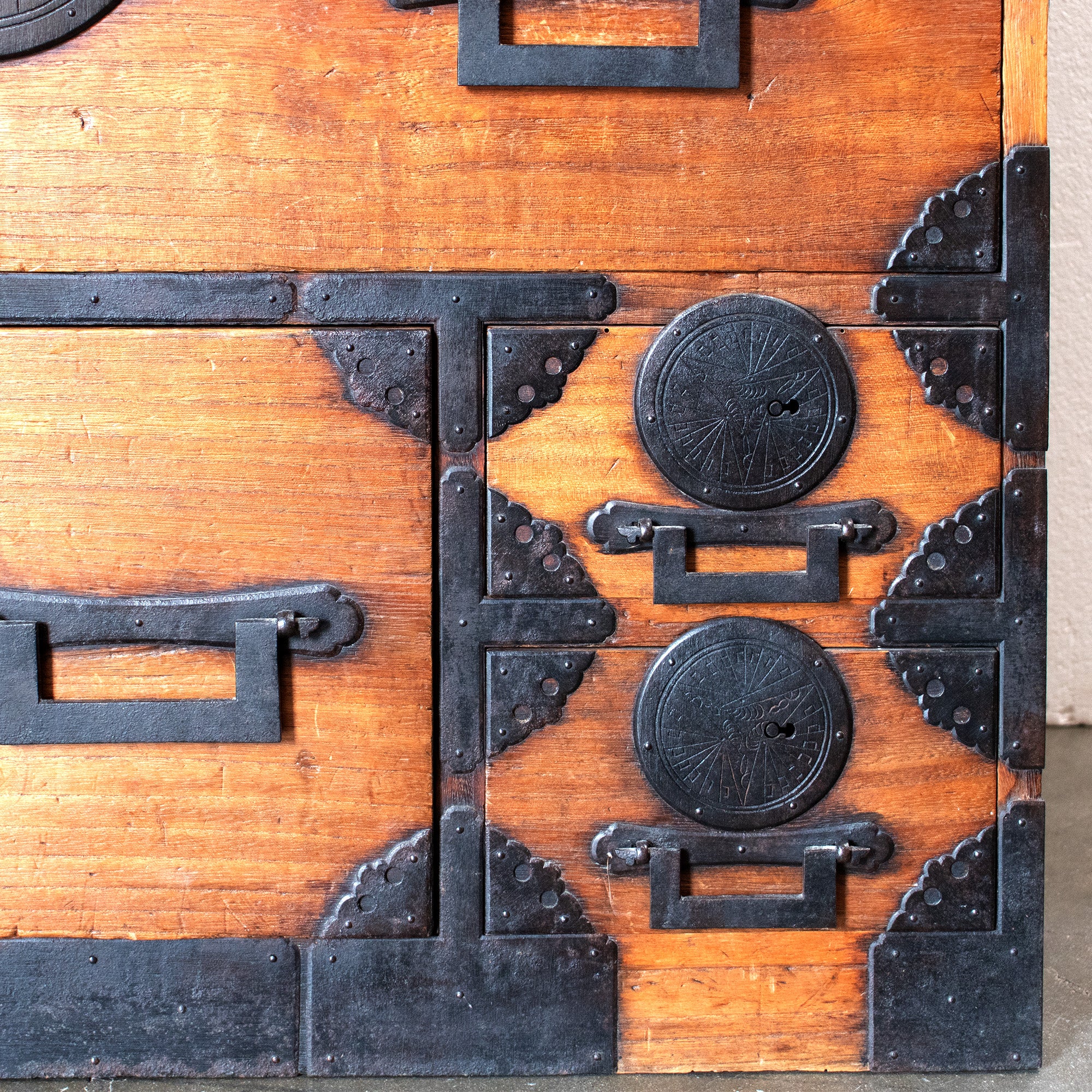 Yamagata Kiri Isho Dansu | Antique Tansu Clothing Chest