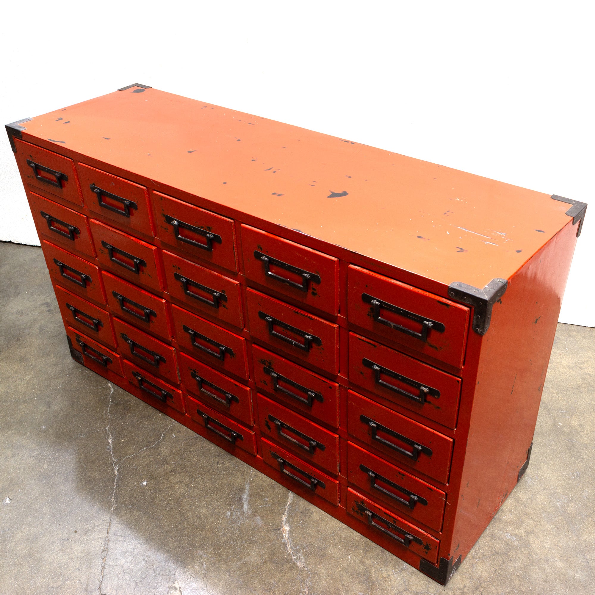 Negoro Orange Cho Dansu | Merchants Inventory Chest