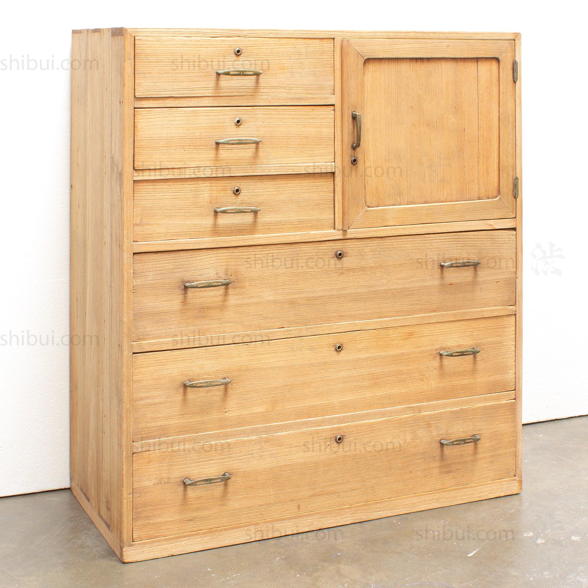 Taisho Kiri Tansu |  Tansu Clothing Chest