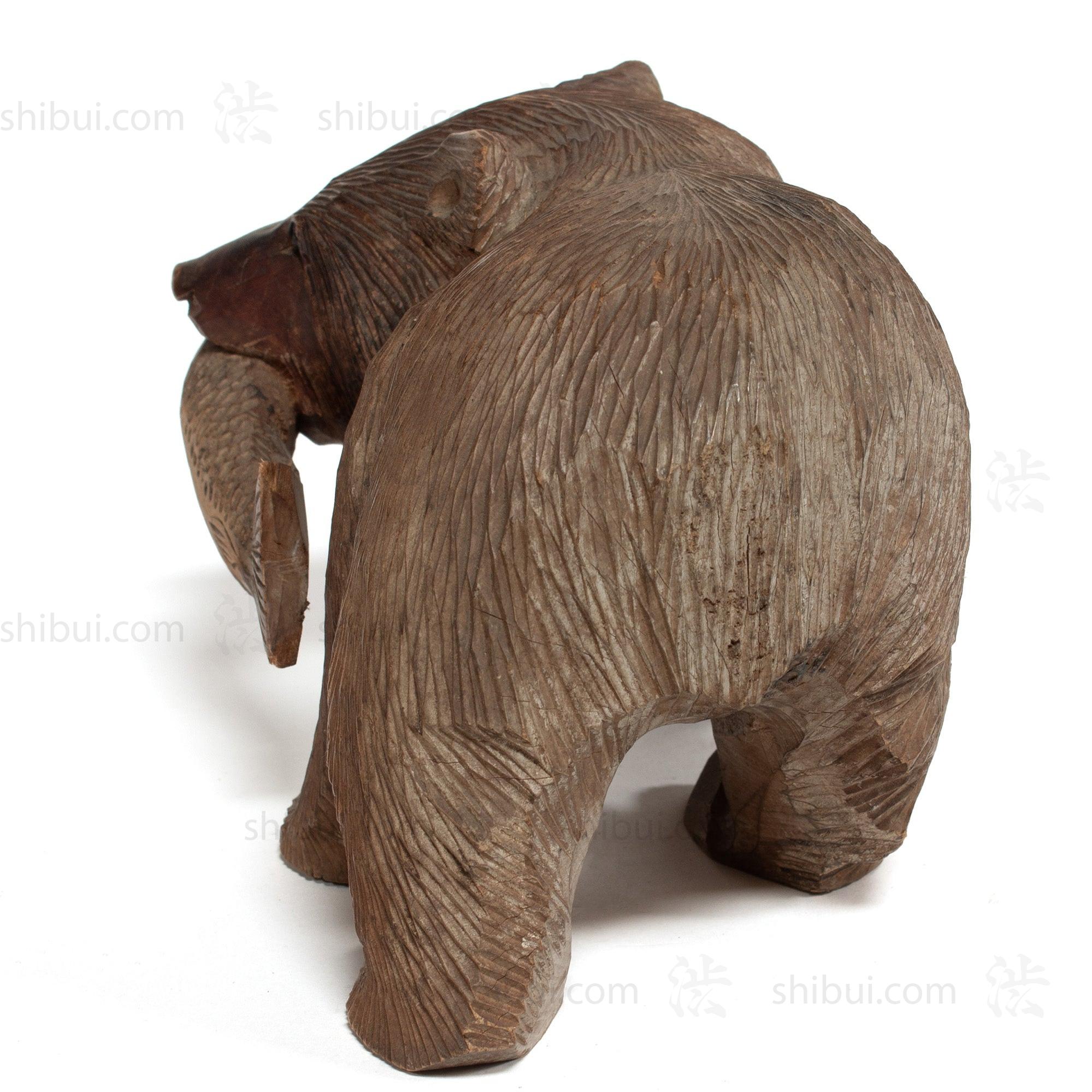 Kibori Kuma | Hand Carved Wood Bear | Japanese Hand Carved Bear with Salmon