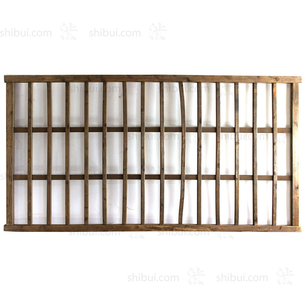 reverse of open lattice wood panel