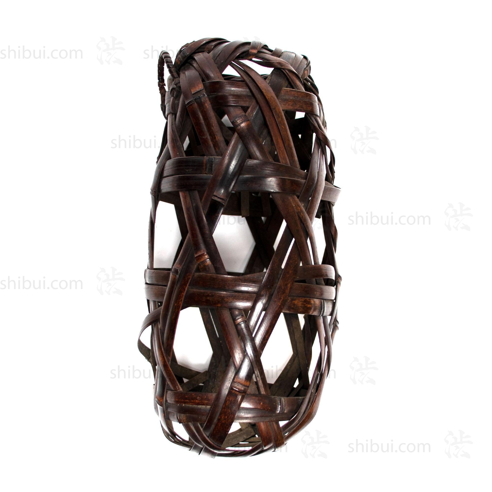 Signed Wall Basket by Chikuunsai II called Teki-sui-i
