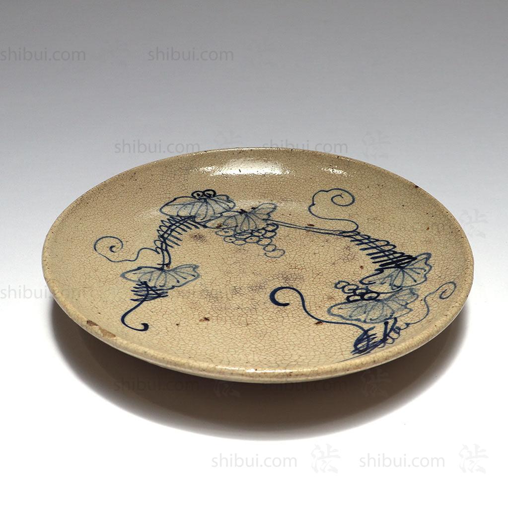 Seto Ishizara Japanse Stoneware Plate with Grapes