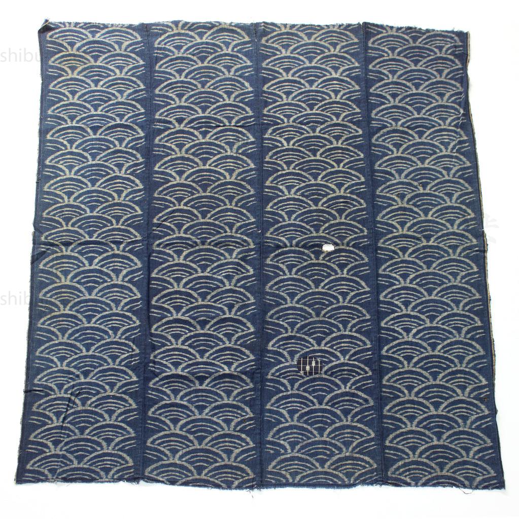 Indigo Kasuri Futonji with Wave Pattern