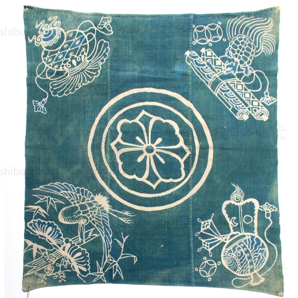 Tsutsugaki Furoshiki with Lucky Symbols and Family Crest