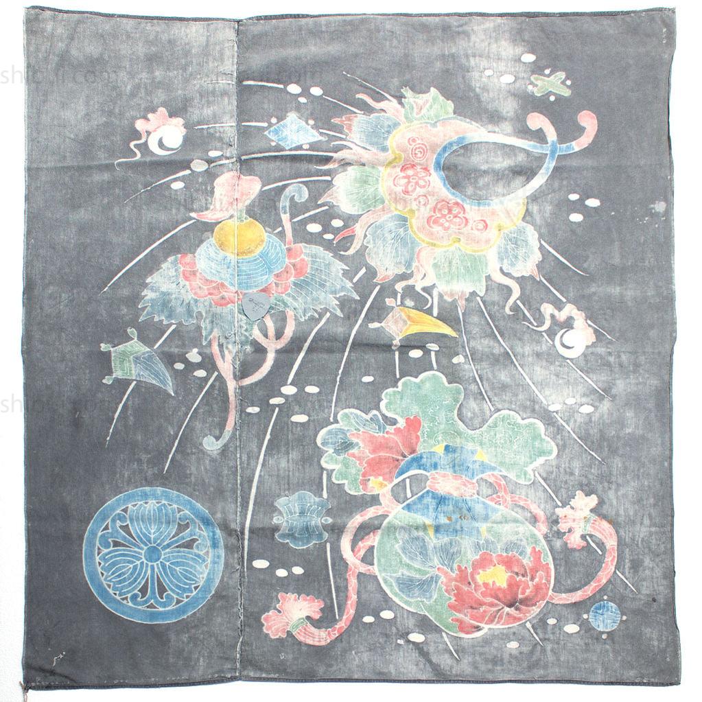 Tsutsugaki Furoshiki with Lucky Symbols