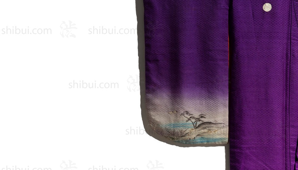 front right sleeve showing painting detail