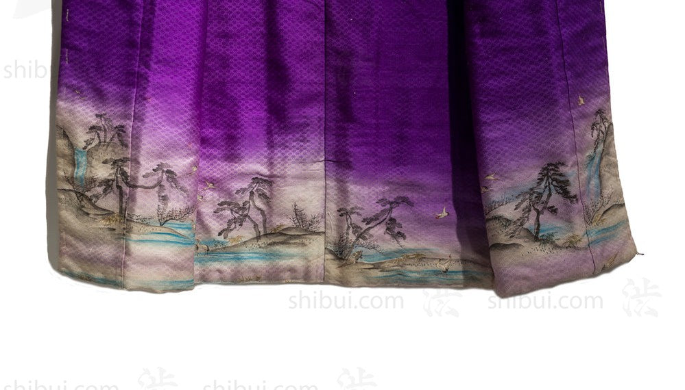 opened kimono from the back showing full nature scene