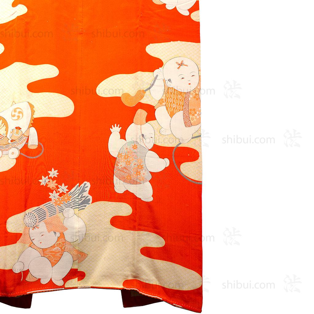 Womans Juban with Doll Motif