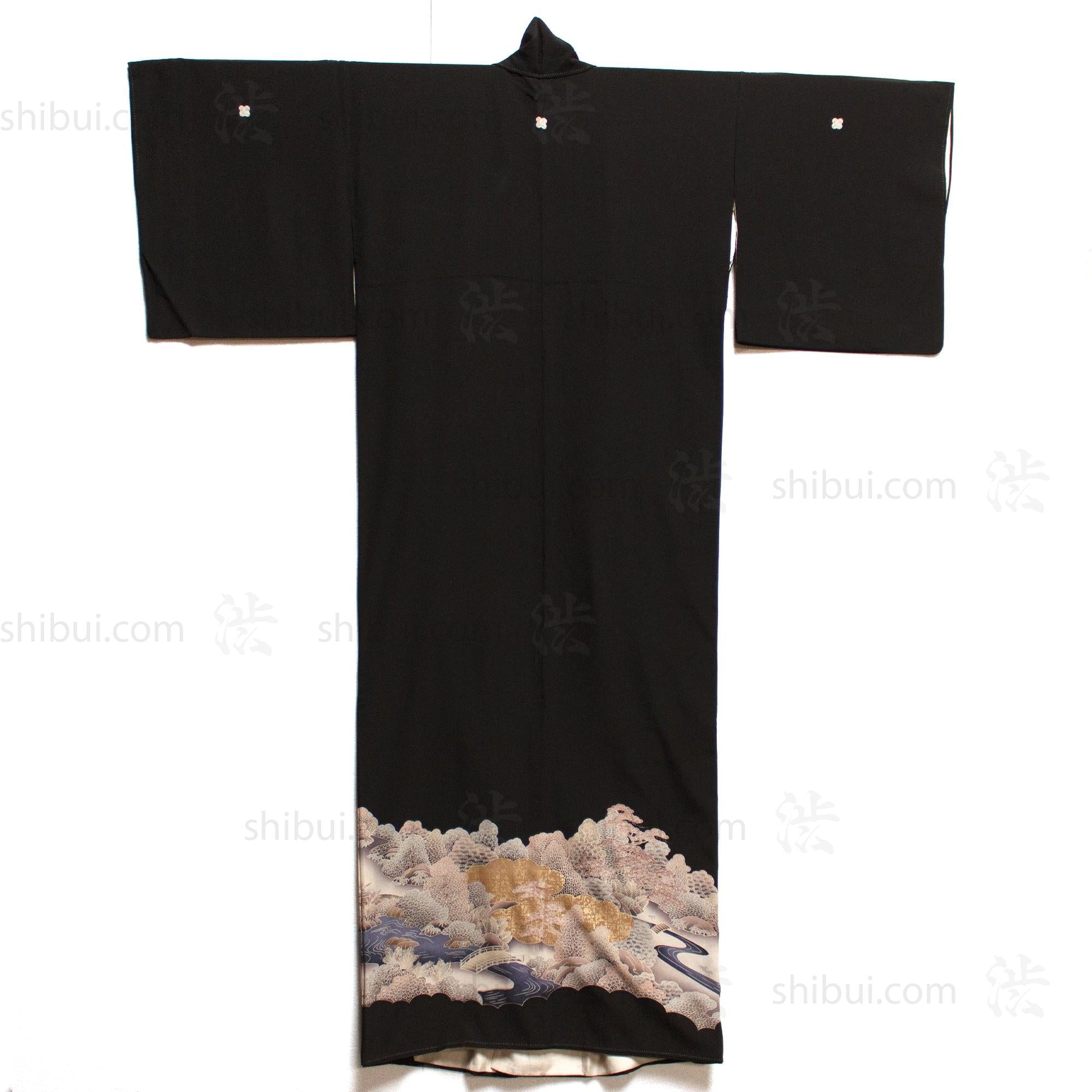 Tomesode - Married Woman's Formal Kimono