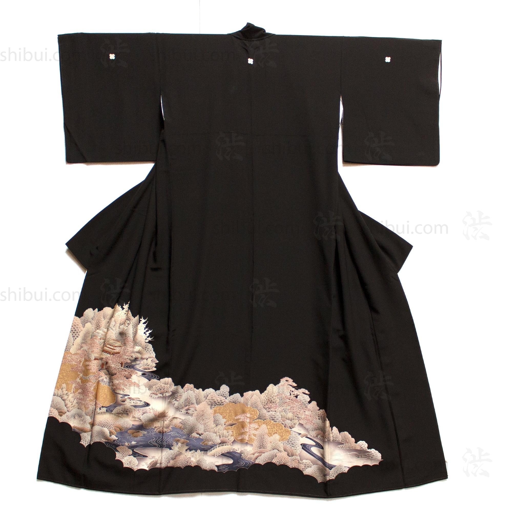 Tomesode - Married Woman's Formal Kimono