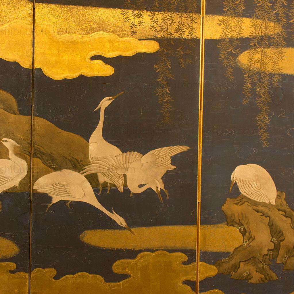 closeup of two screen panels