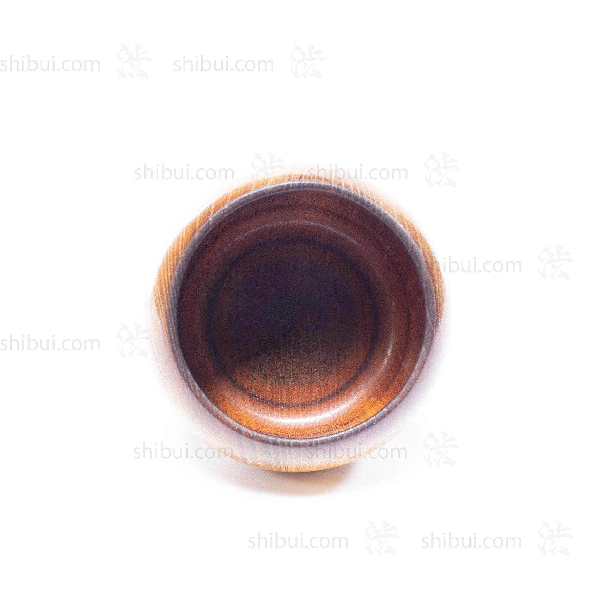 Interior of go seigen goke (rounded chinese-style go stone bowl).